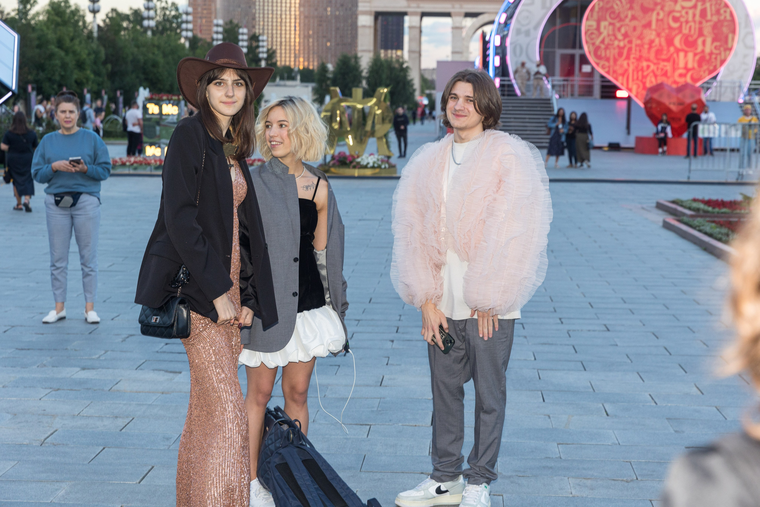 Прогулка перед выпускным. ВДНХ. Школьный фотограф в Москве Семенова Ирина