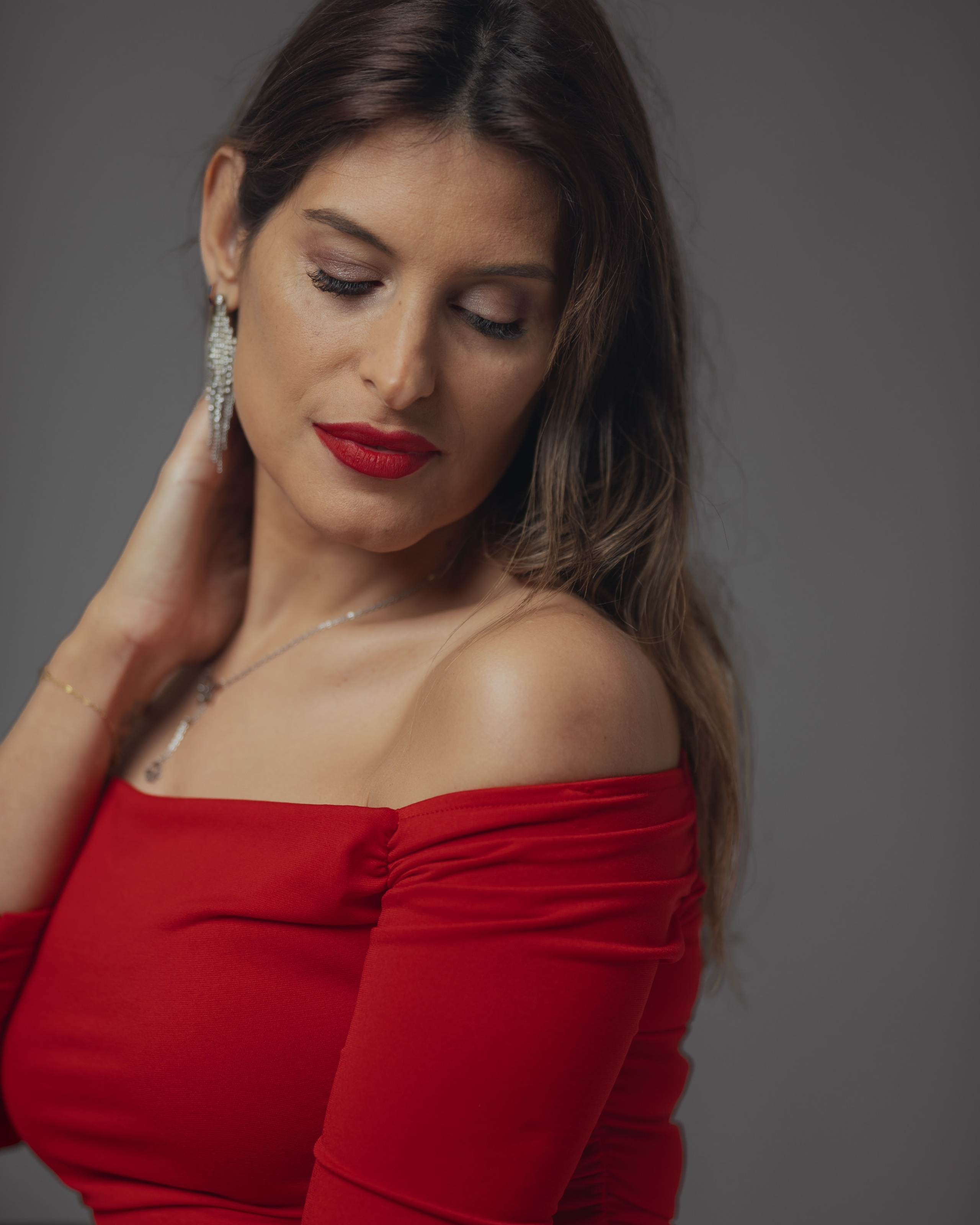 BRUNA. Anastasiia Antoniuk portrait, family and couple photographer, Portugal