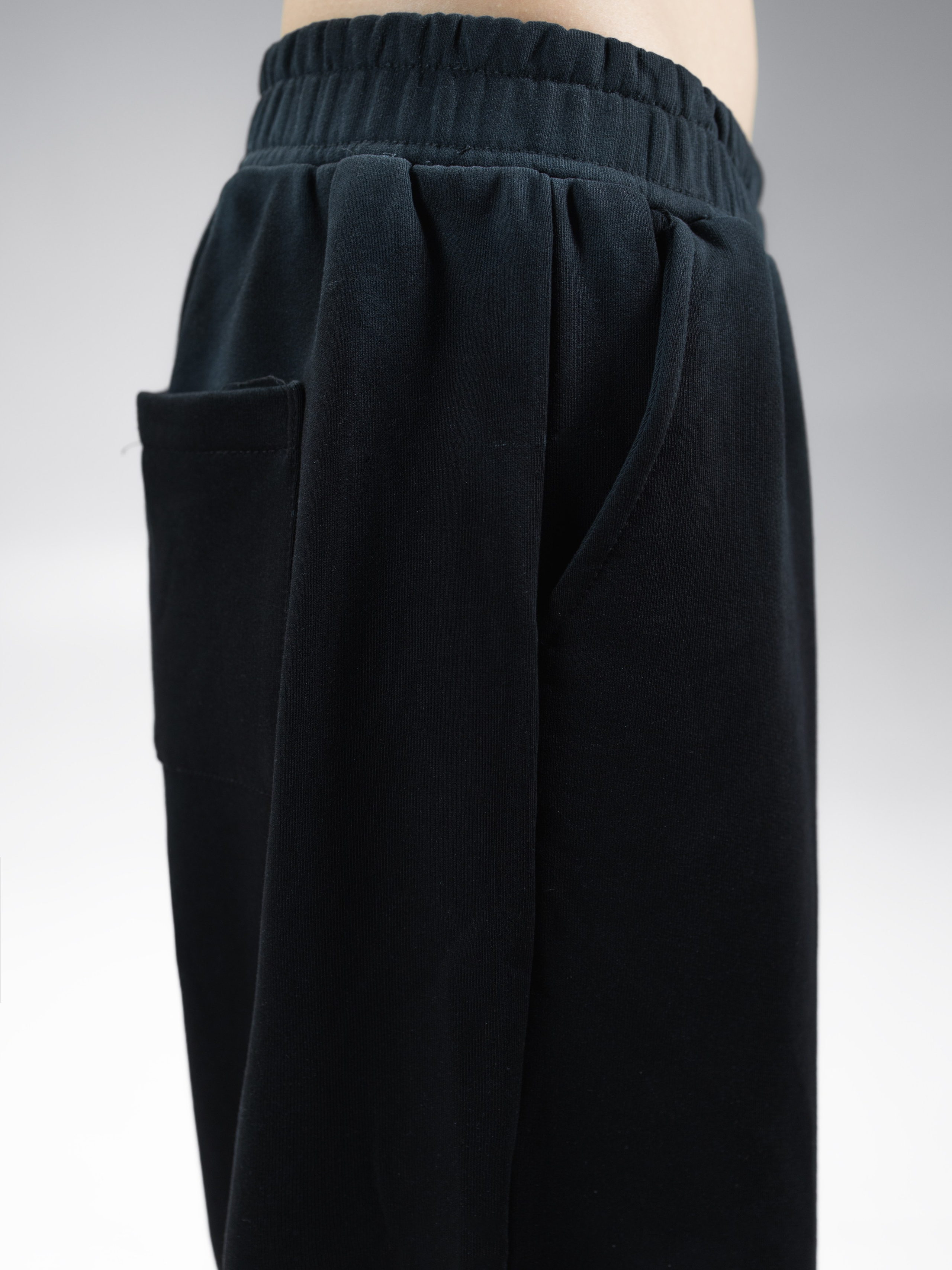 КАТАЛОГ | серый фон. RUNA production — стильные съемки для брендов