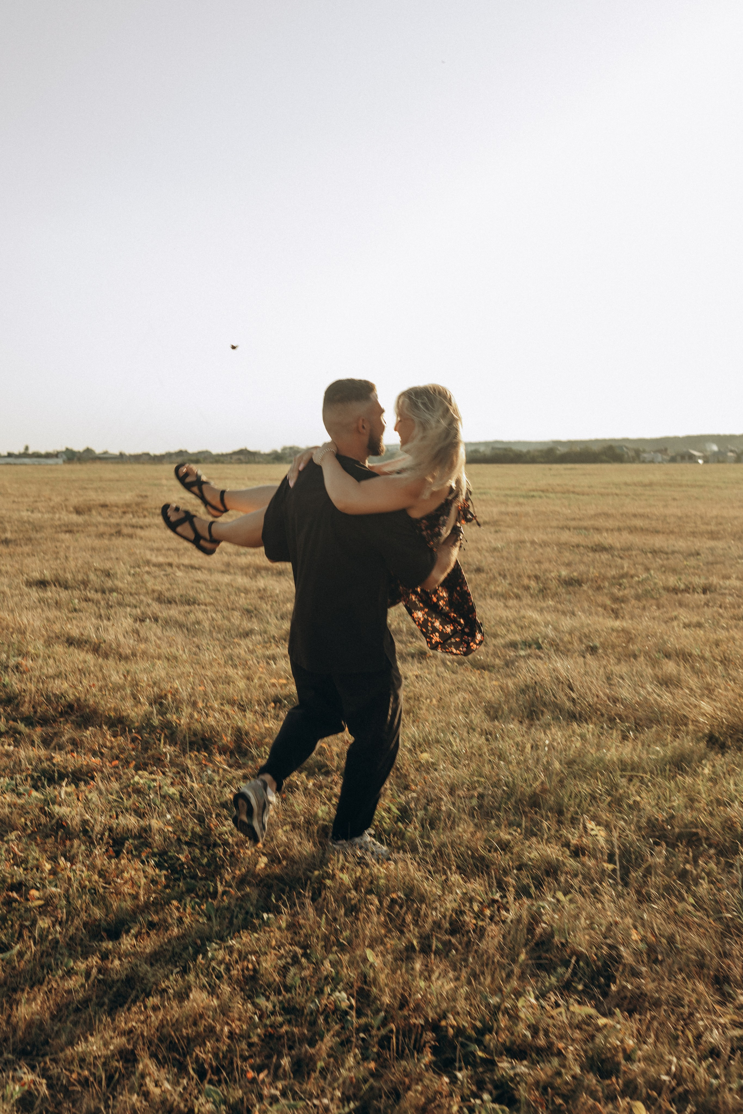 Закат на поле-Love story. Фотограф в Ставрополе Svetlana Matveeva