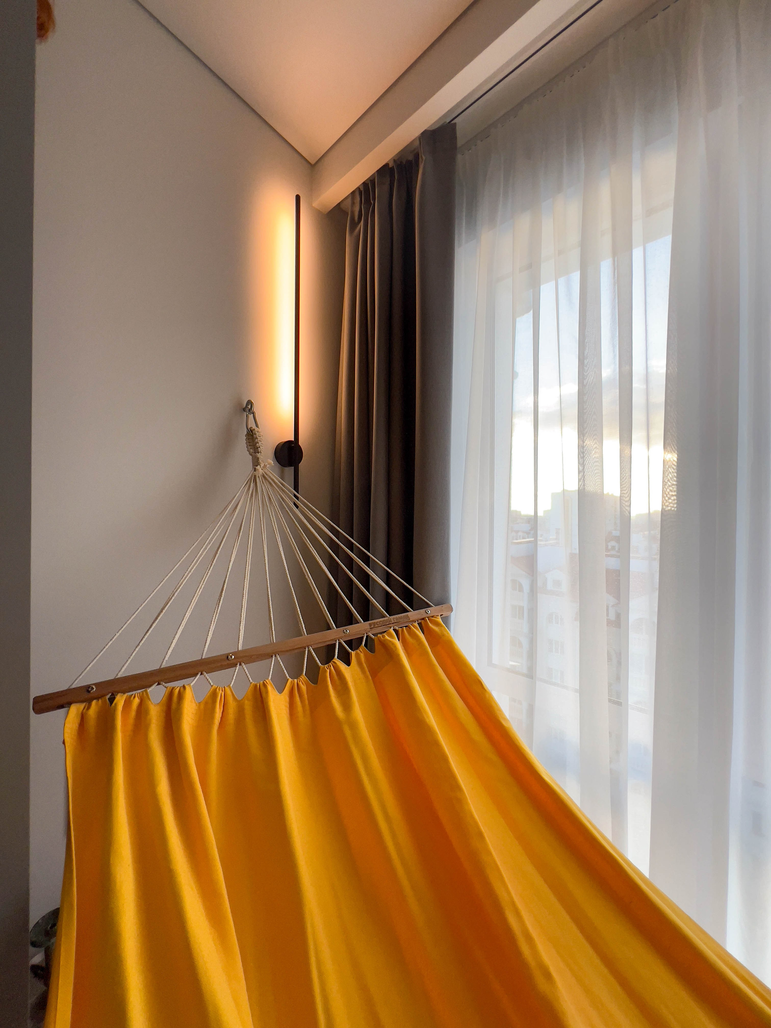 The apartment is on two levels. Fotograf Dmitrii Donets