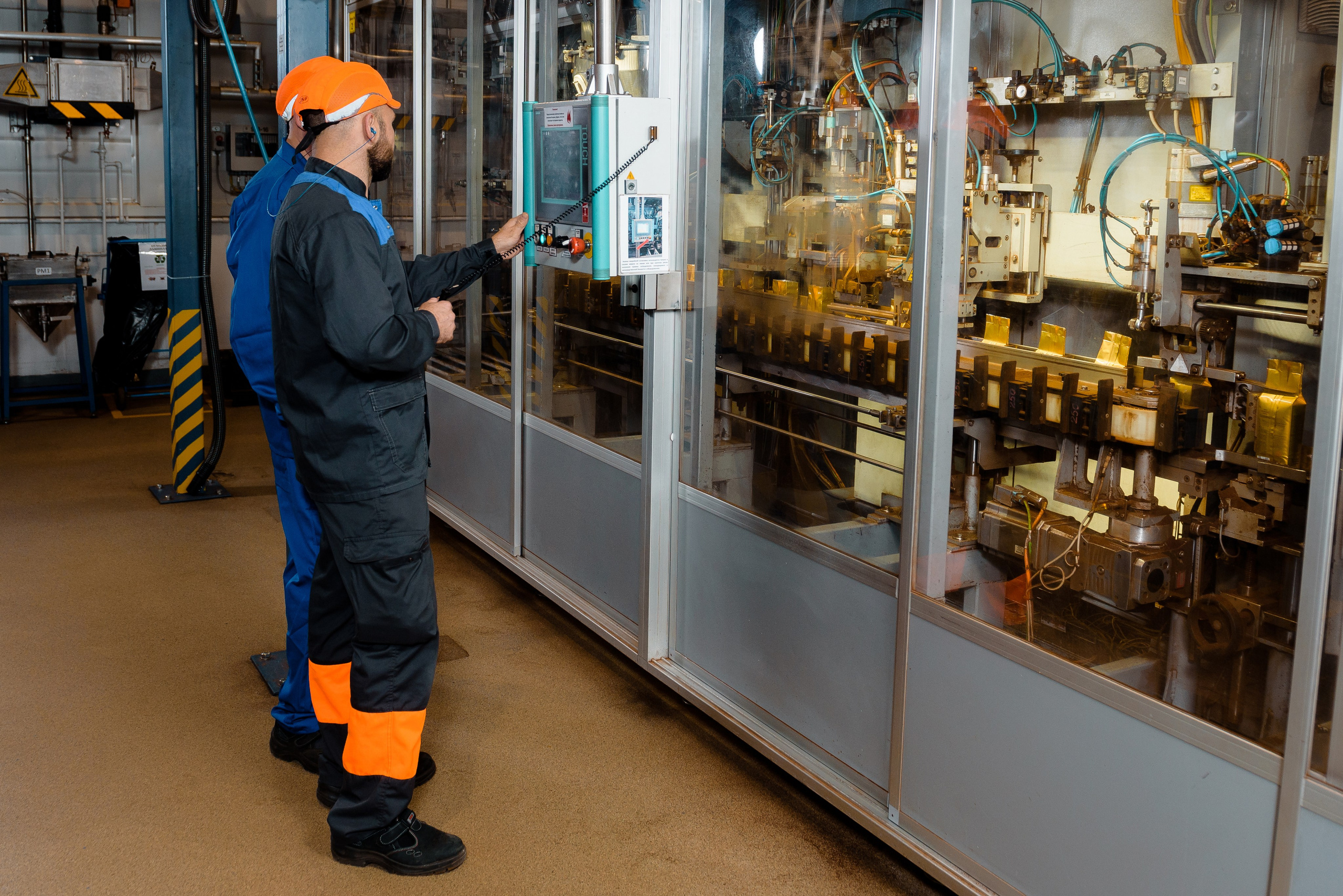 ЗАВОД PAULIG. РЕПОРТАЖНЫЙ И БИЗНЕС ФОТОГРАФ В МОСКВЕ, ЕГОР НИКОЛАЕВ