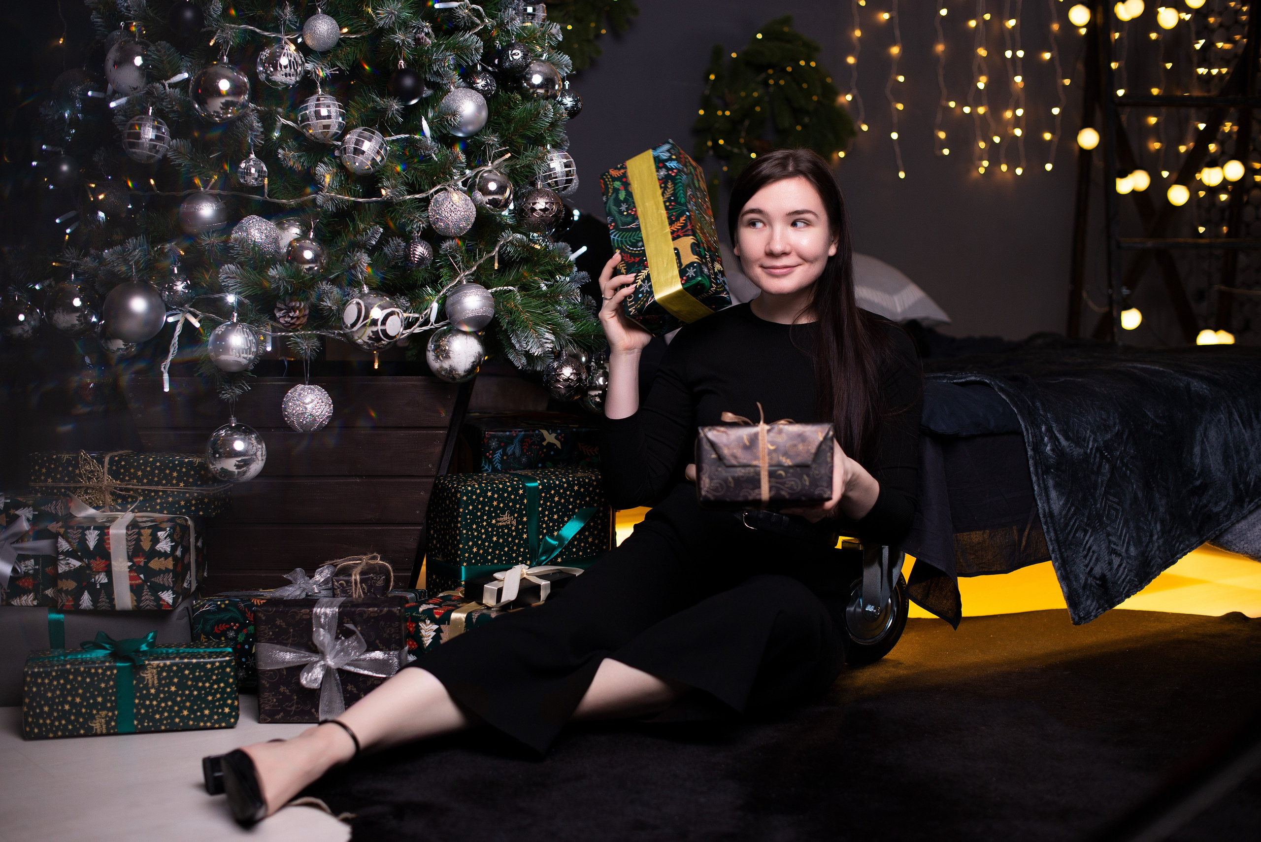 Юлечка в новогодней локации. Творческий фотограф Вологда