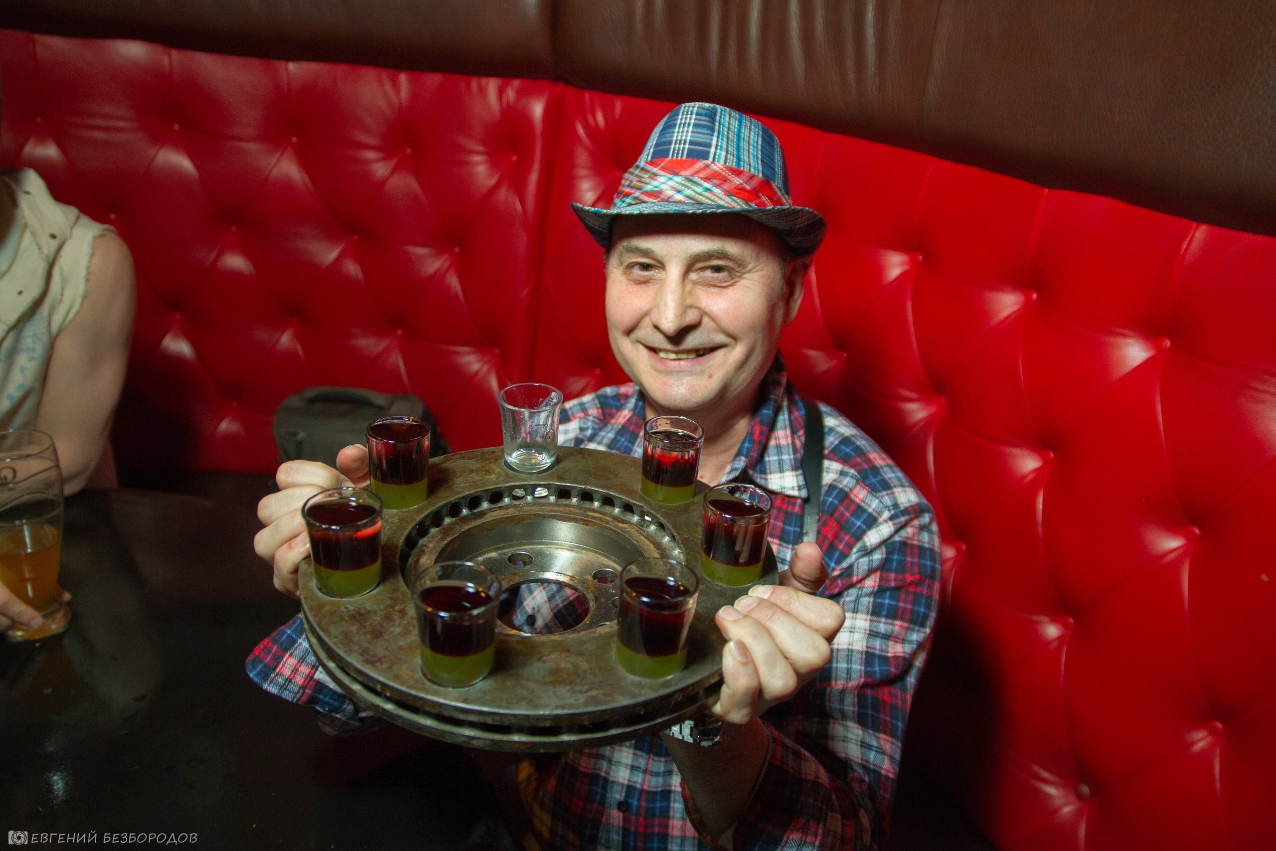 Клубная вечеринка «Нормальные люди не» | 31.03.2017. Галерея Фантим