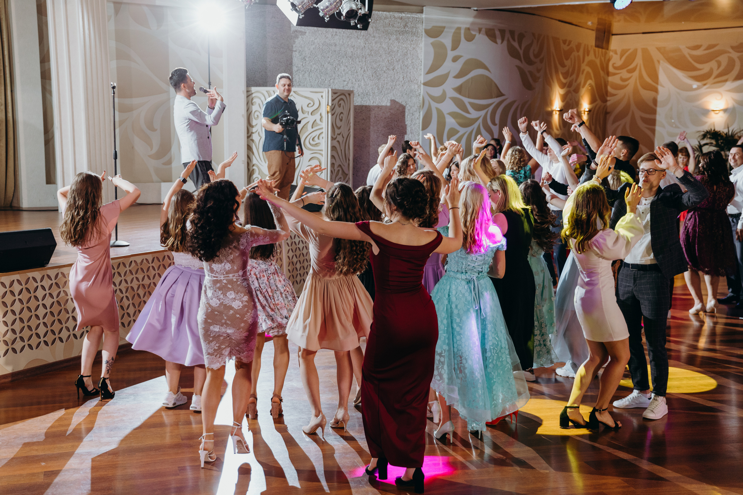 Выпускной 11 класс. Ведущая частных и корпоративных событий Татьяна Новрузова