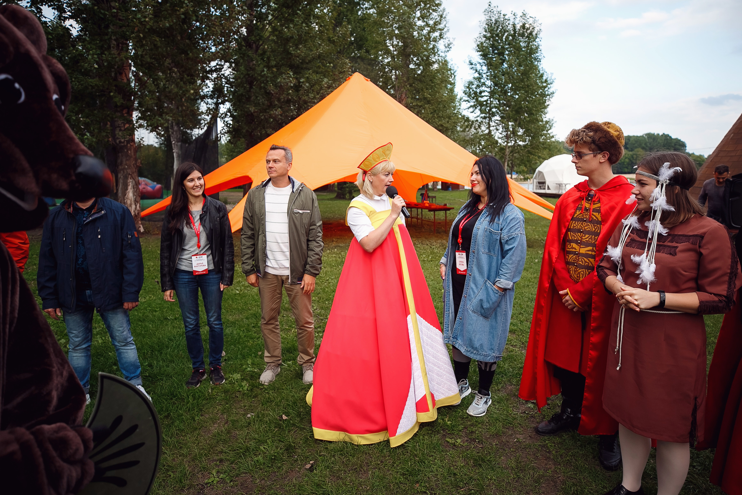 Тимбилдинг на сплочение. Ведущая частных и корпоративных событий Татьяна Новрузова