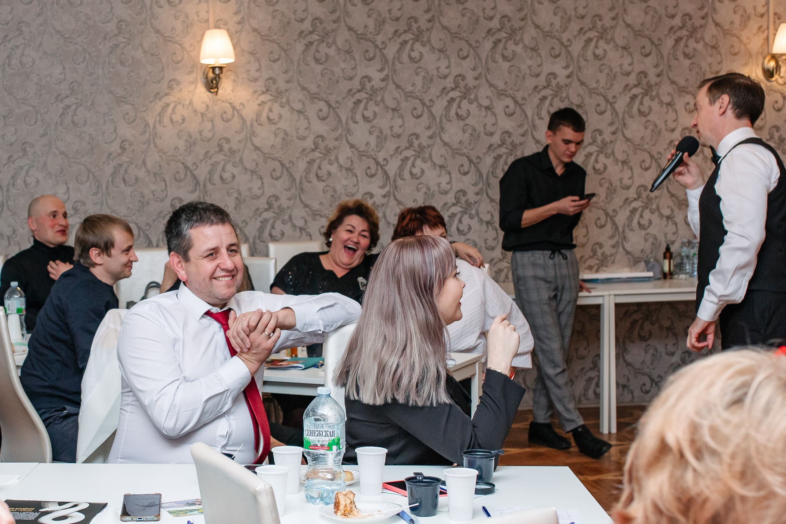 Мастер-класс для банкетных ведущих. Октябрь 2024. Фотограф Пермь. Свадьбы. Семья и дети, школа, д. сад. Фотокниги