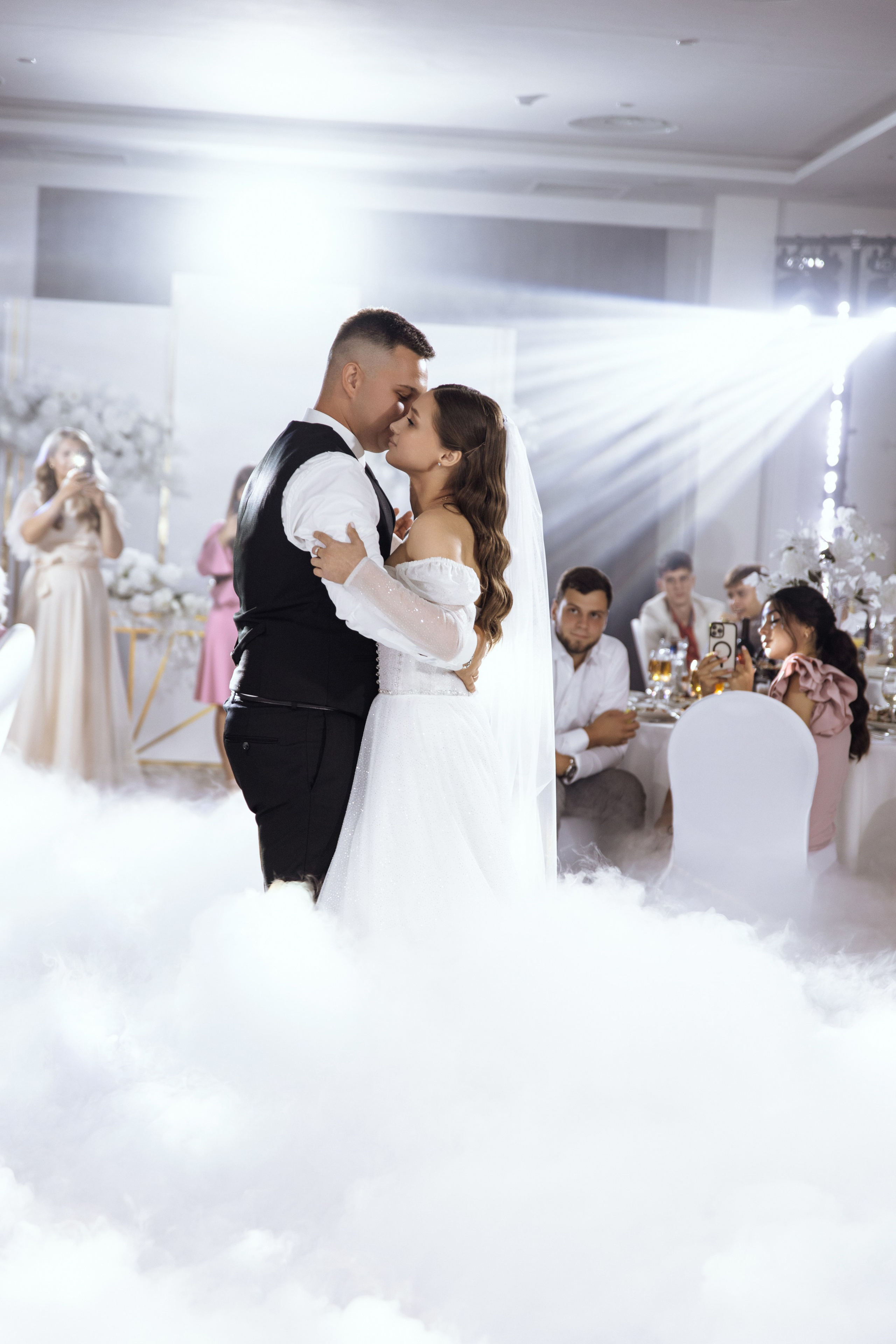 Свадебная фотосессия 9.08.24. СВАДЕБНЫЙ ФОТОГРАФ И ВИДЕОГРАФ УЛЬЯНОВСК