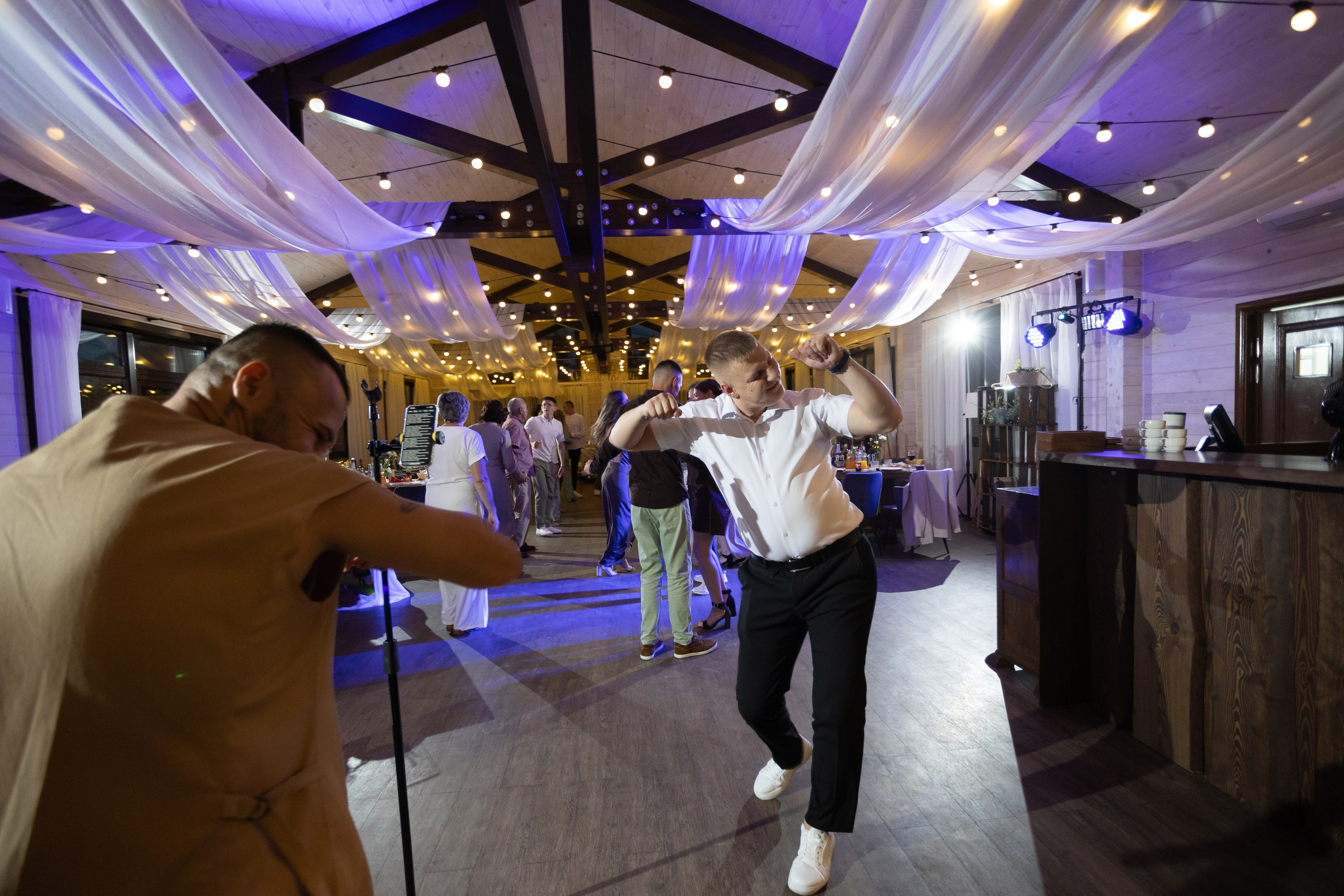 Любовь выше гор. История Насти и Дениса. Свадебный и семейный фотограф Рассказова Виктория