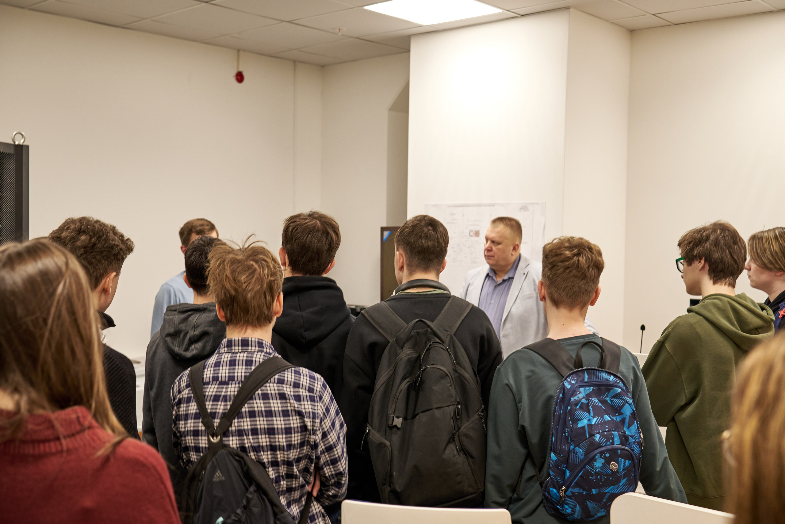 Экскурсия в «Газпром Космические системы». Фотограф Щёлково