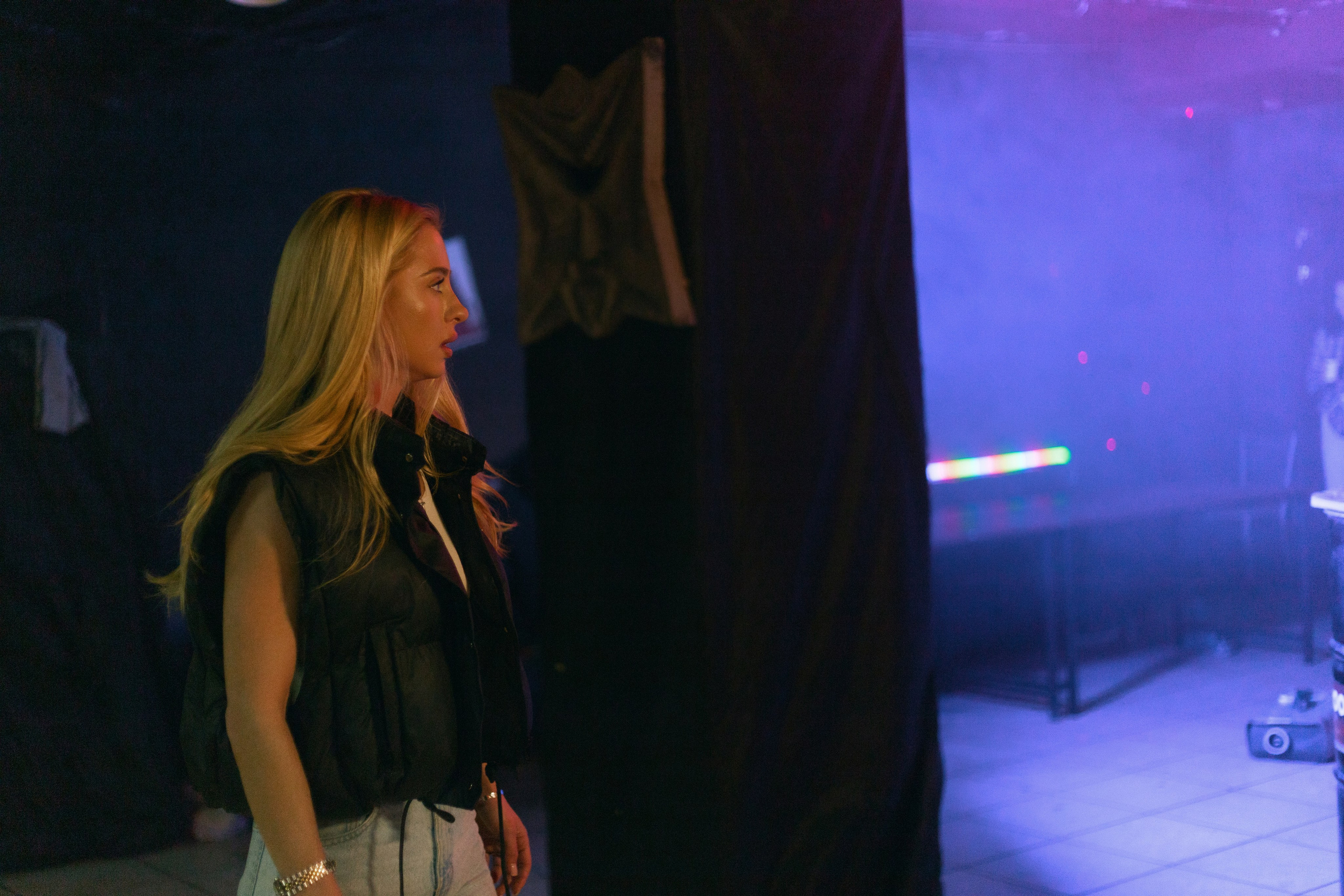 Бэкстейдж со съёмок фильма «Третья смена». Фотограф Александр Закадычный | Таганрог