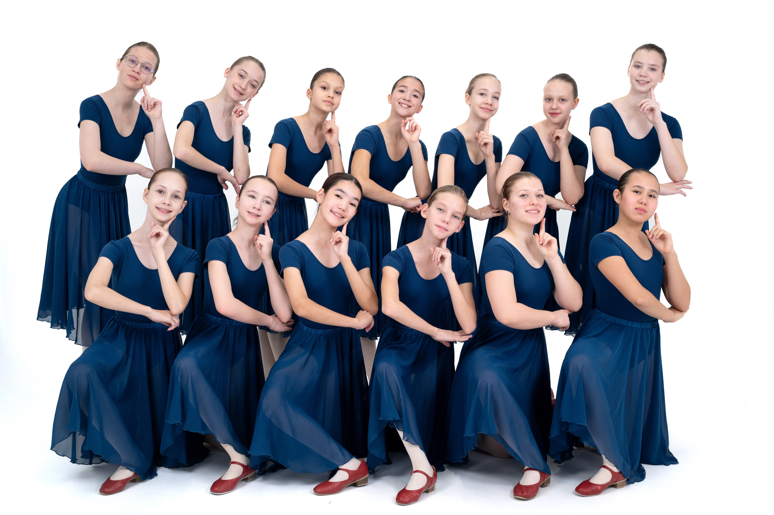 Выпускной альбом хореографичесского коллектива «Пилигрим». Фотограф новорожденных, семейный детский в Тюмени Татьяна Морозова