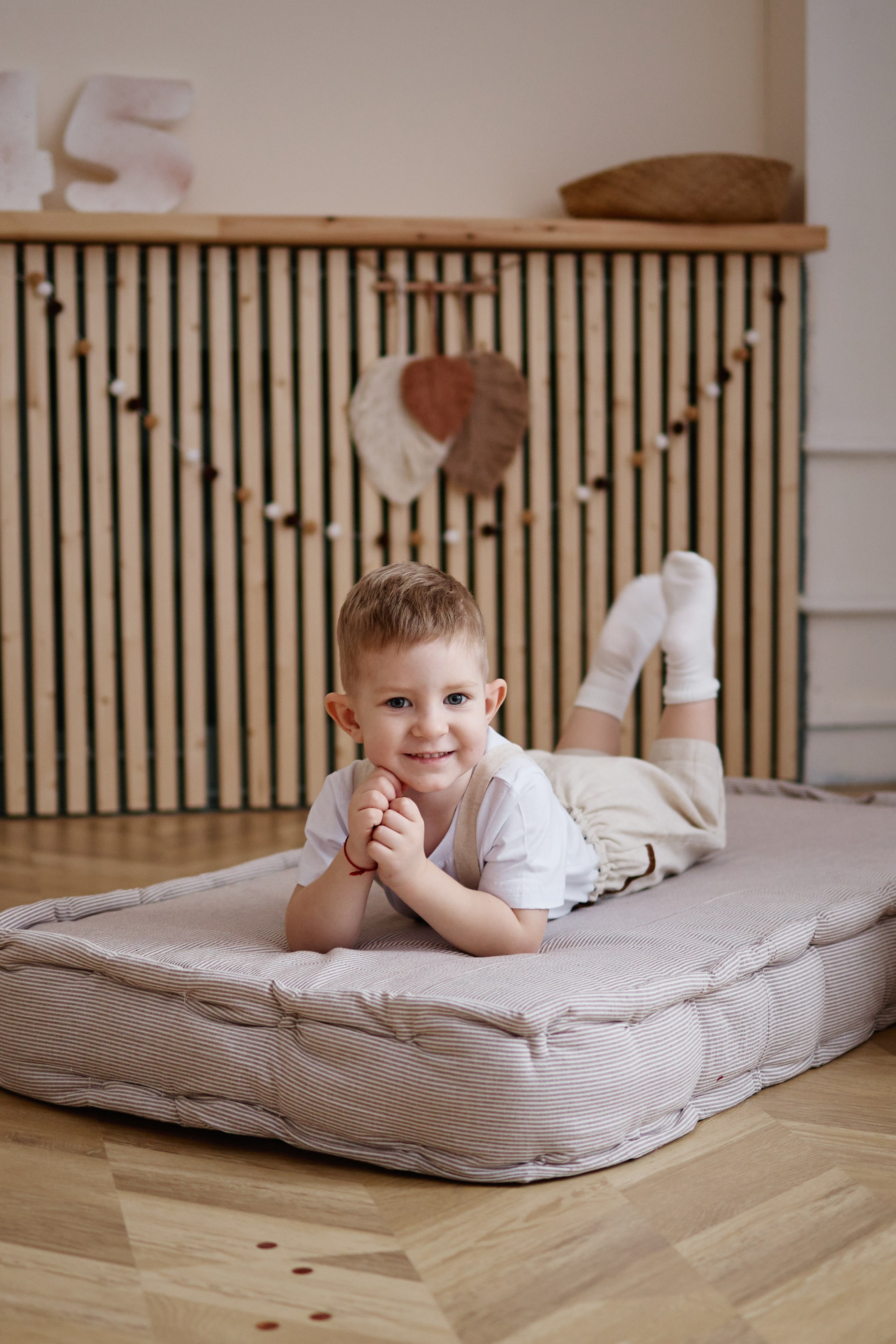 День рождения. Фотостудия Roomy в Краснодаре | Семейные и детские съёмки дней рождения от 1 до 5 лет, аренда зала фотостудии