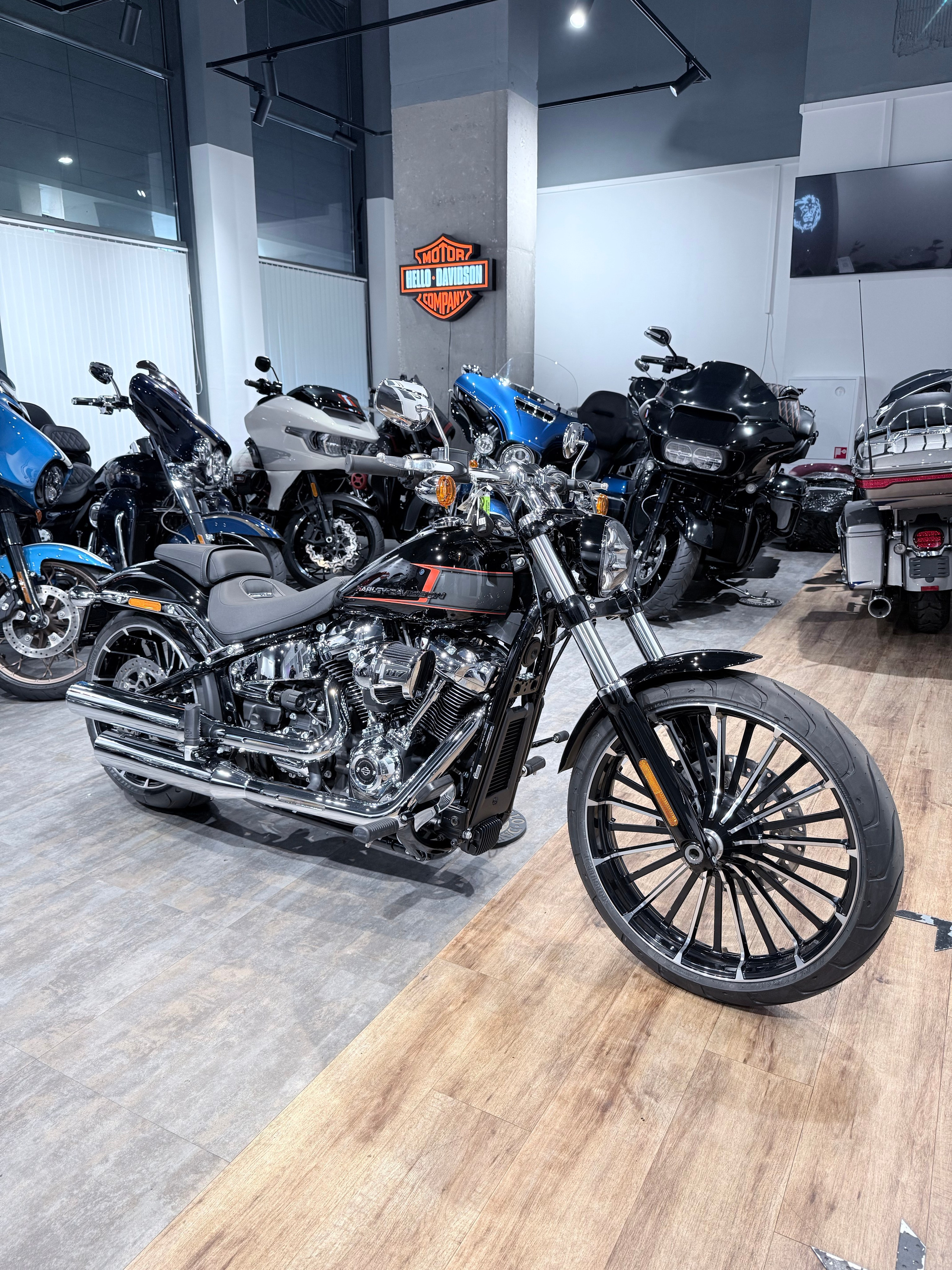 2025 Breakout 117 Black NEW. Hello Davidson, Москва. Только хорошие мотоциклы…