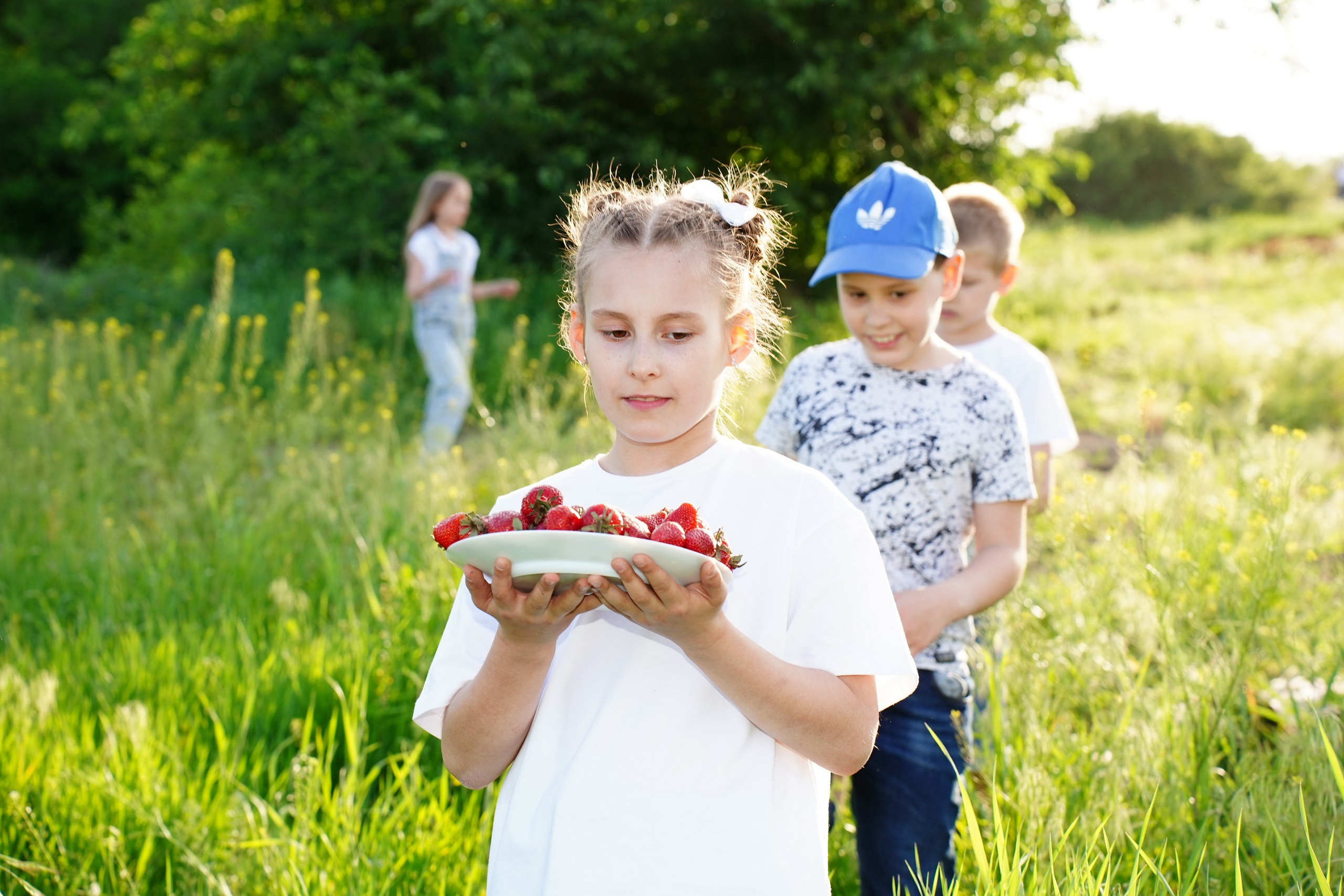 Фотосессия с классом 75 шк 2023. MEMENTO.Выпускные альбомы, школьные, юбилейные и другие книги. Ростов-на-Дону