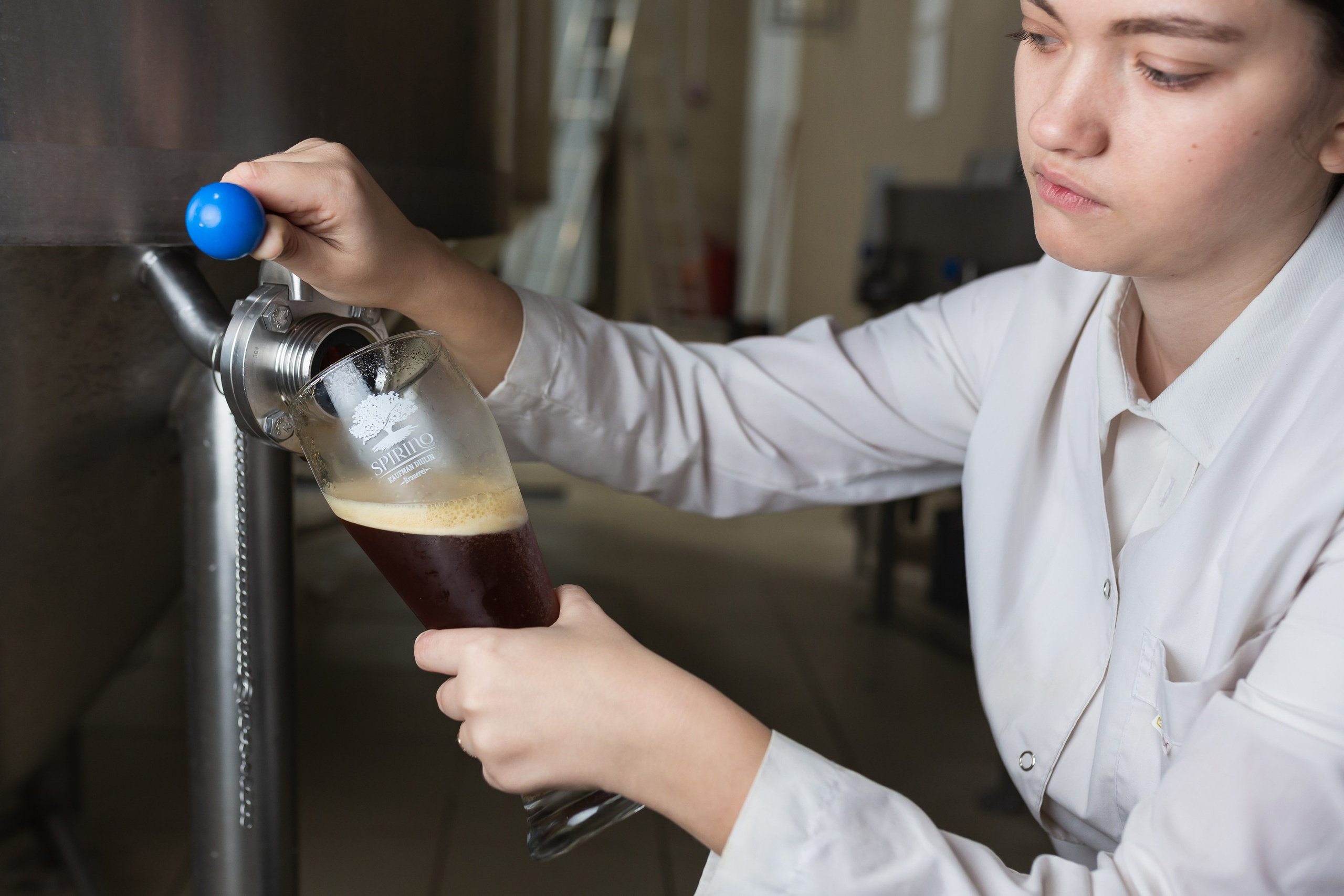 Фотографии с производства. Roman — Репортажный фотограф в Новосибирске