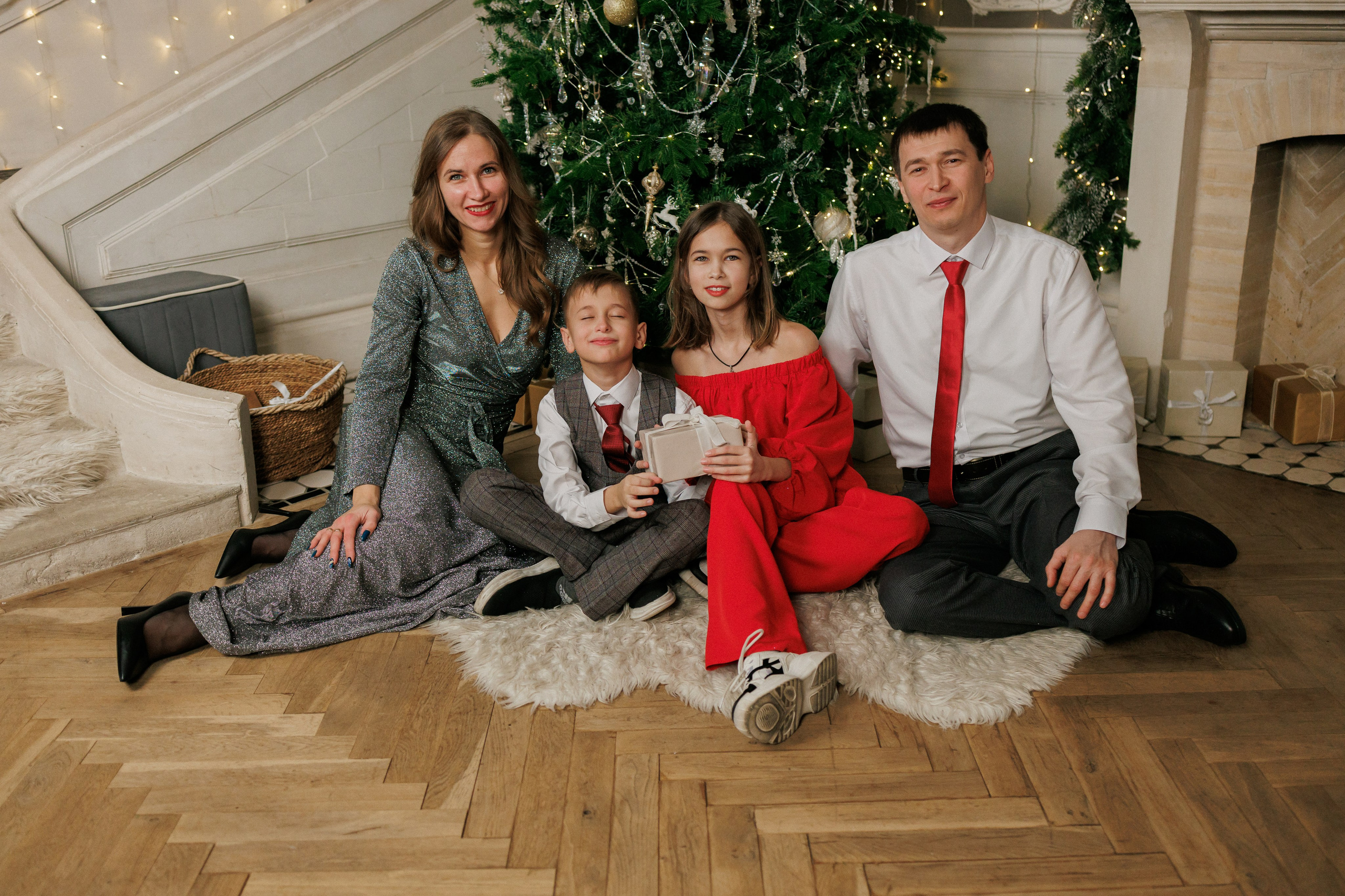 Семейная новогодняя фотосессия. Семейный фотограф г. Тюмень