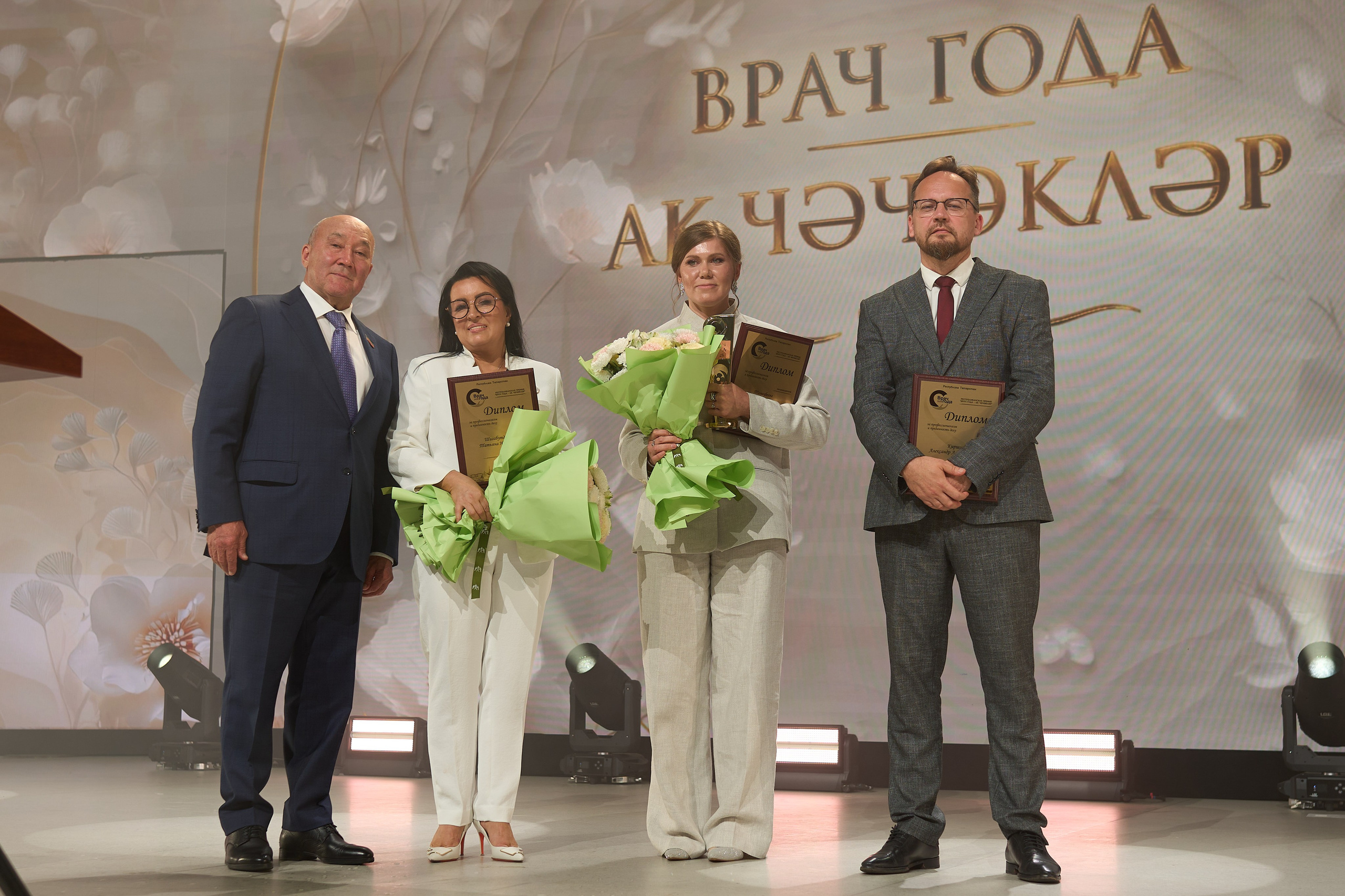 «Ак чәчәкләр» 2026. Фотограф Казань