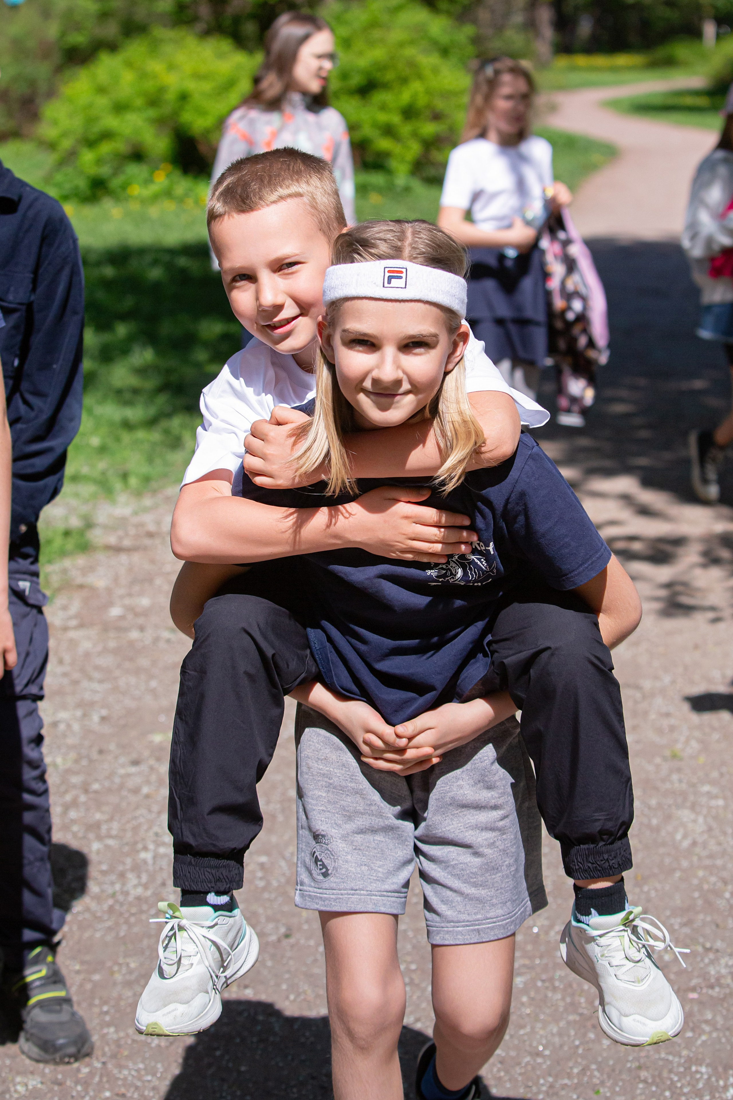Фотосъёмка для выпускных альбомов из начальной школы. Свадебный, семейный, детский фотограф в Санкт-Петербурге