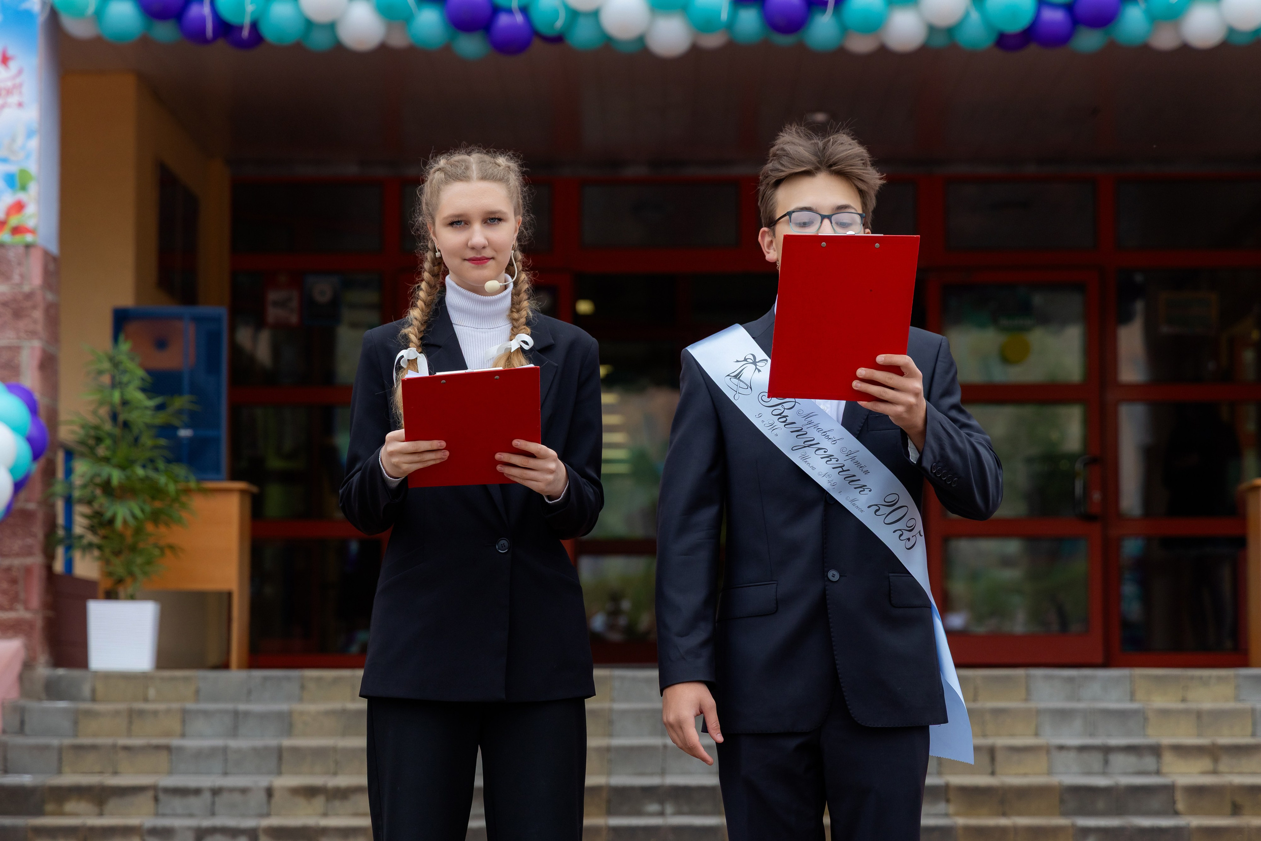 Последний звонок 2025 в Минске. Свадебный фотограф в Минске/Беларуси Сергей Спиридонов