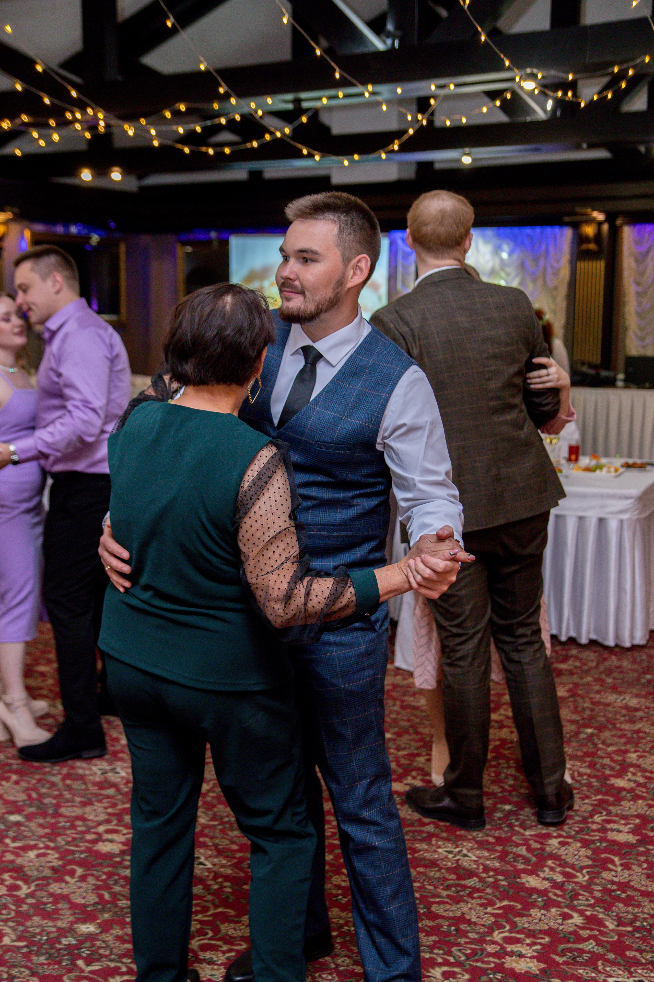 Илья + Юлия. Свадебный и семейный фотограф в Михайловке Полина Крипс