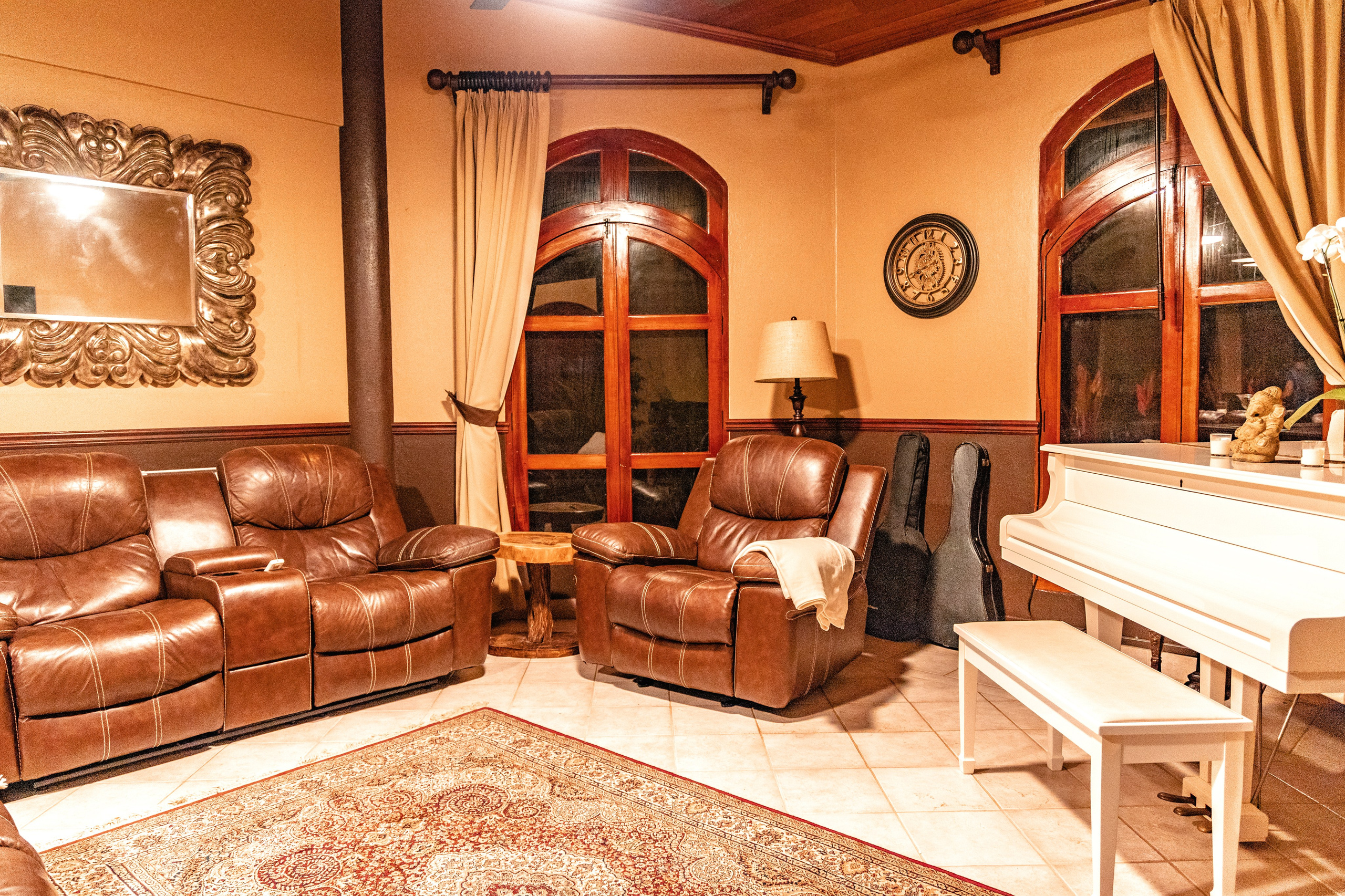 Real estate property for rent in Costa Rica. Family, portrait, content photo in Costa Rica Evgeniya Besprozvannykh