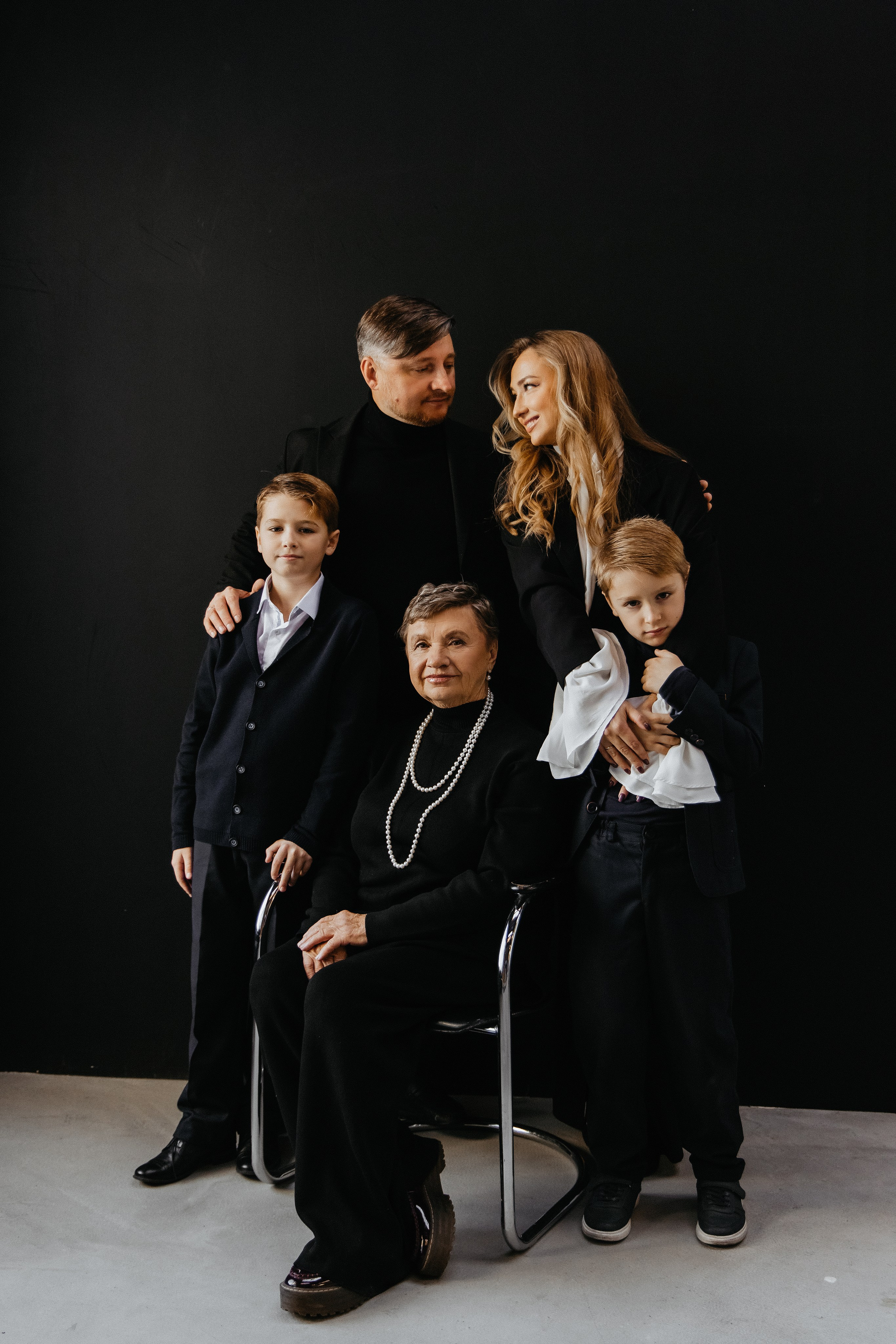 Семейная в студии. Свадебный фотограф Челябинск Зиненко Виктория