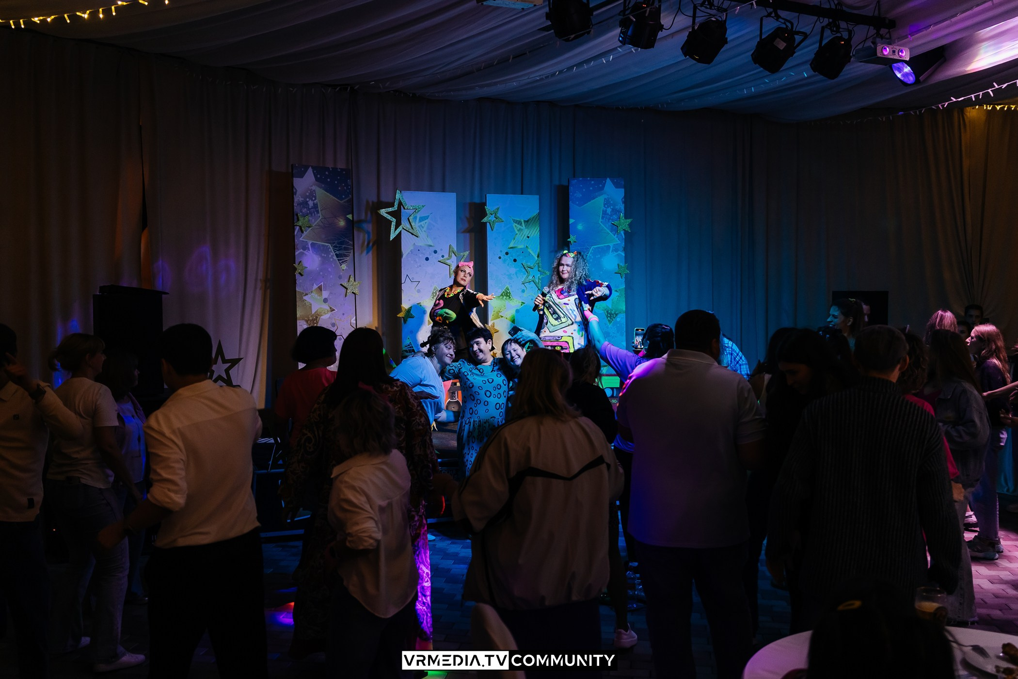 Ресторан «Империя»: Вечеринка 90-х