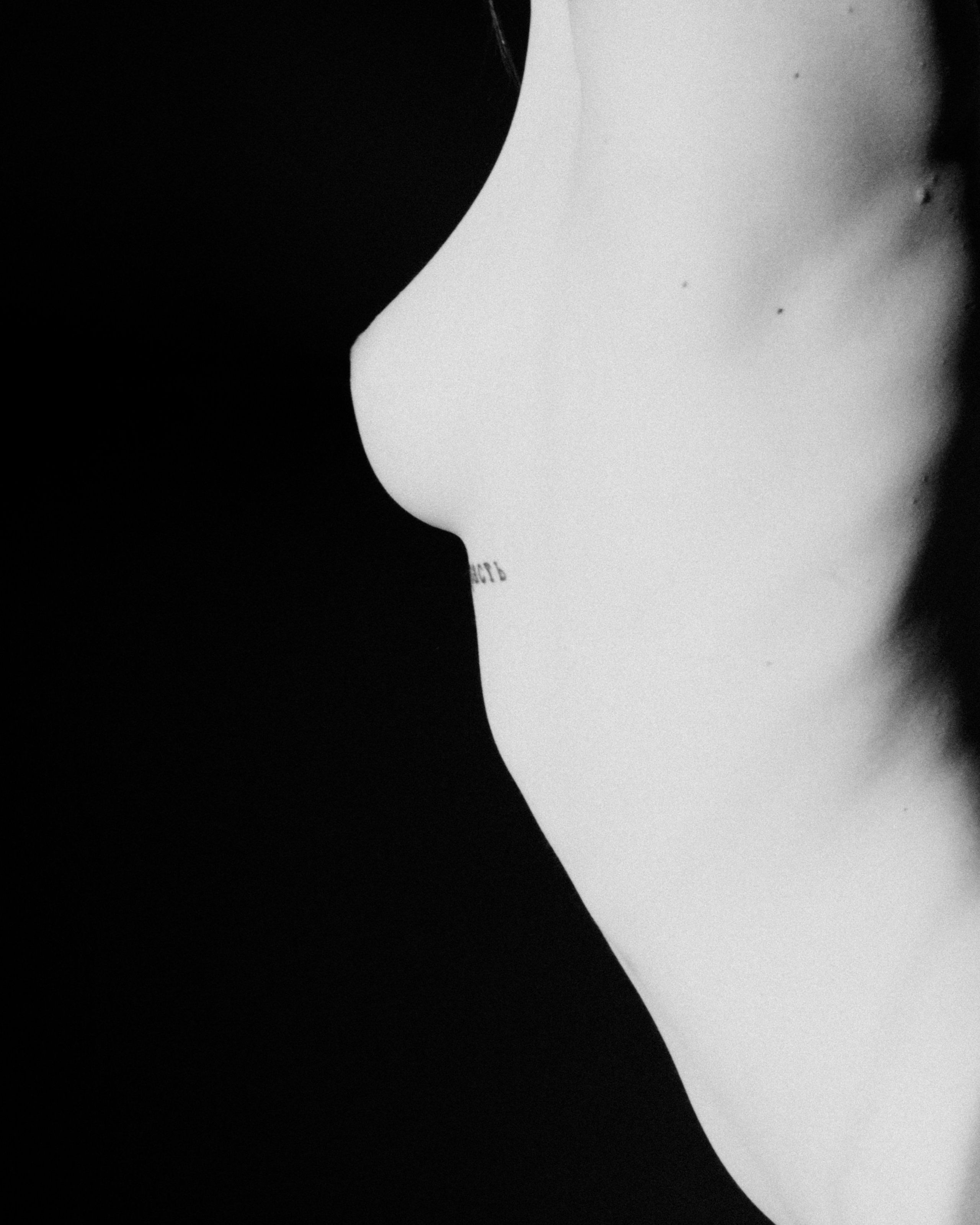 Обнажение. I am Diana, a portrait photographer. I take pictures around the world