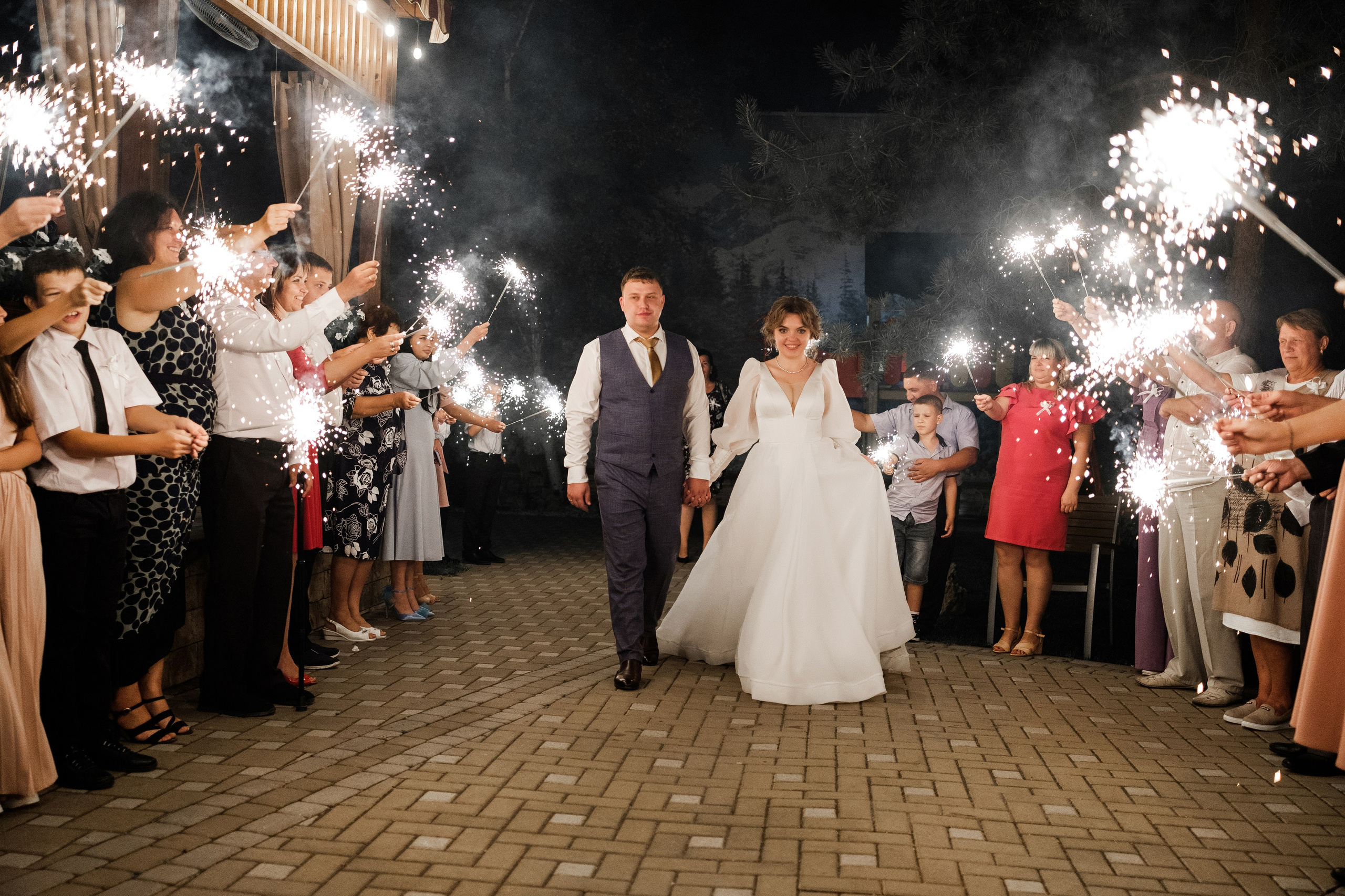 Виктор и Анна. Свадебный фотограф | репортаж | праздники | крещение