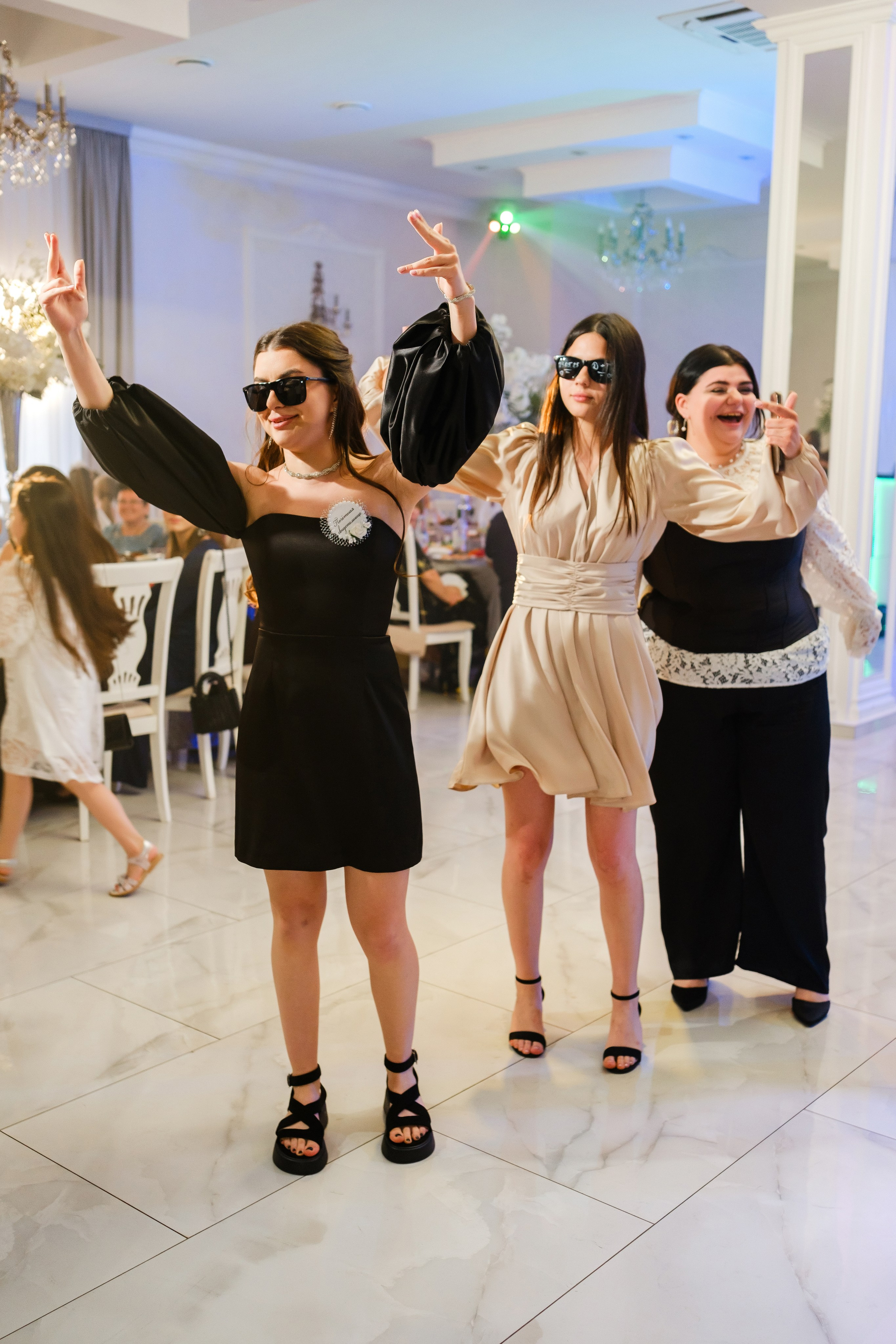 Тазабег и Диана. Свадебный фотограф | репортаж | праздники | крещение