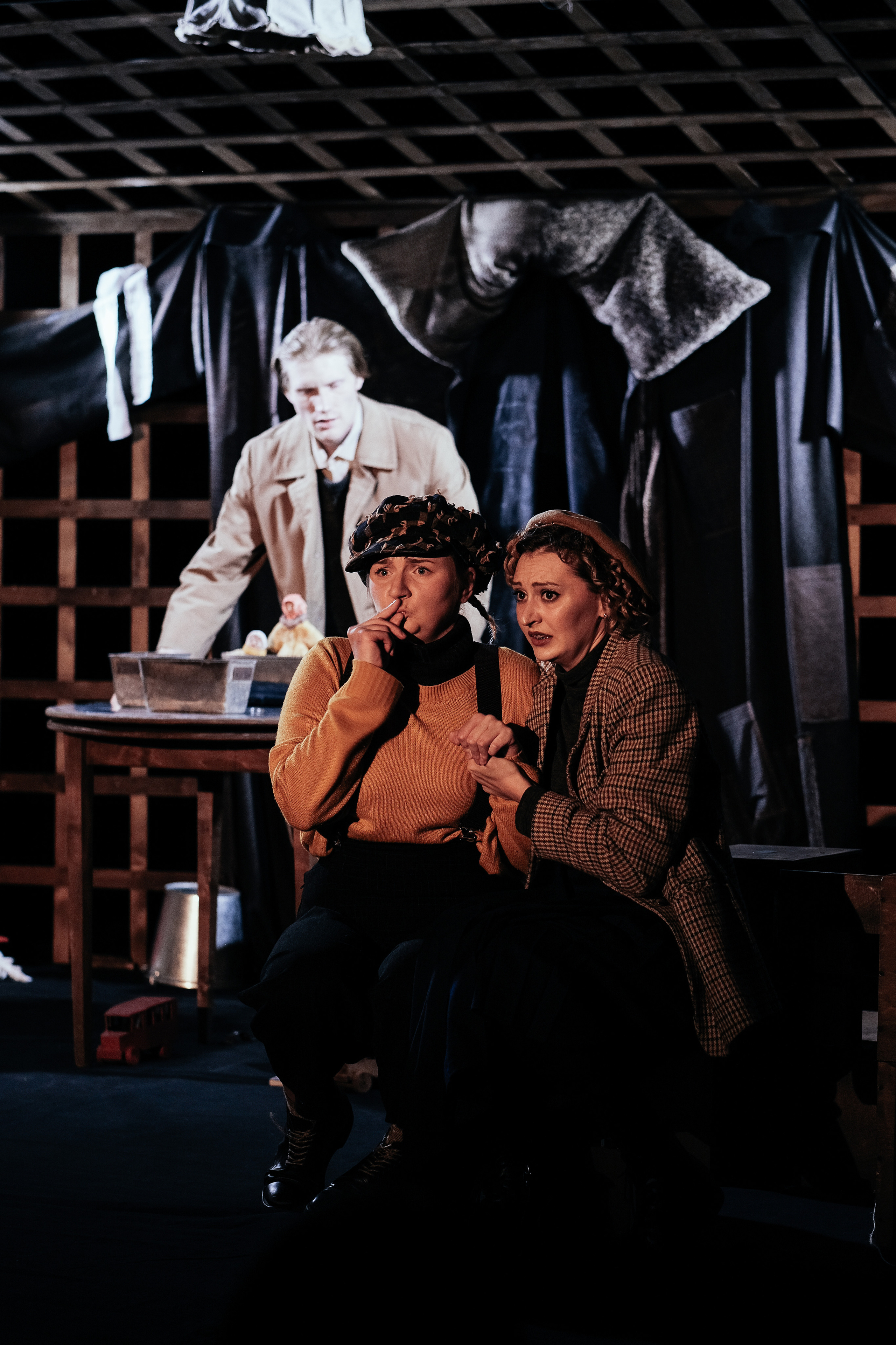 Театр. Фотограф и видеограф в Тюмени Анна Жагорина, ваши фото еще не отдавали так быстро!