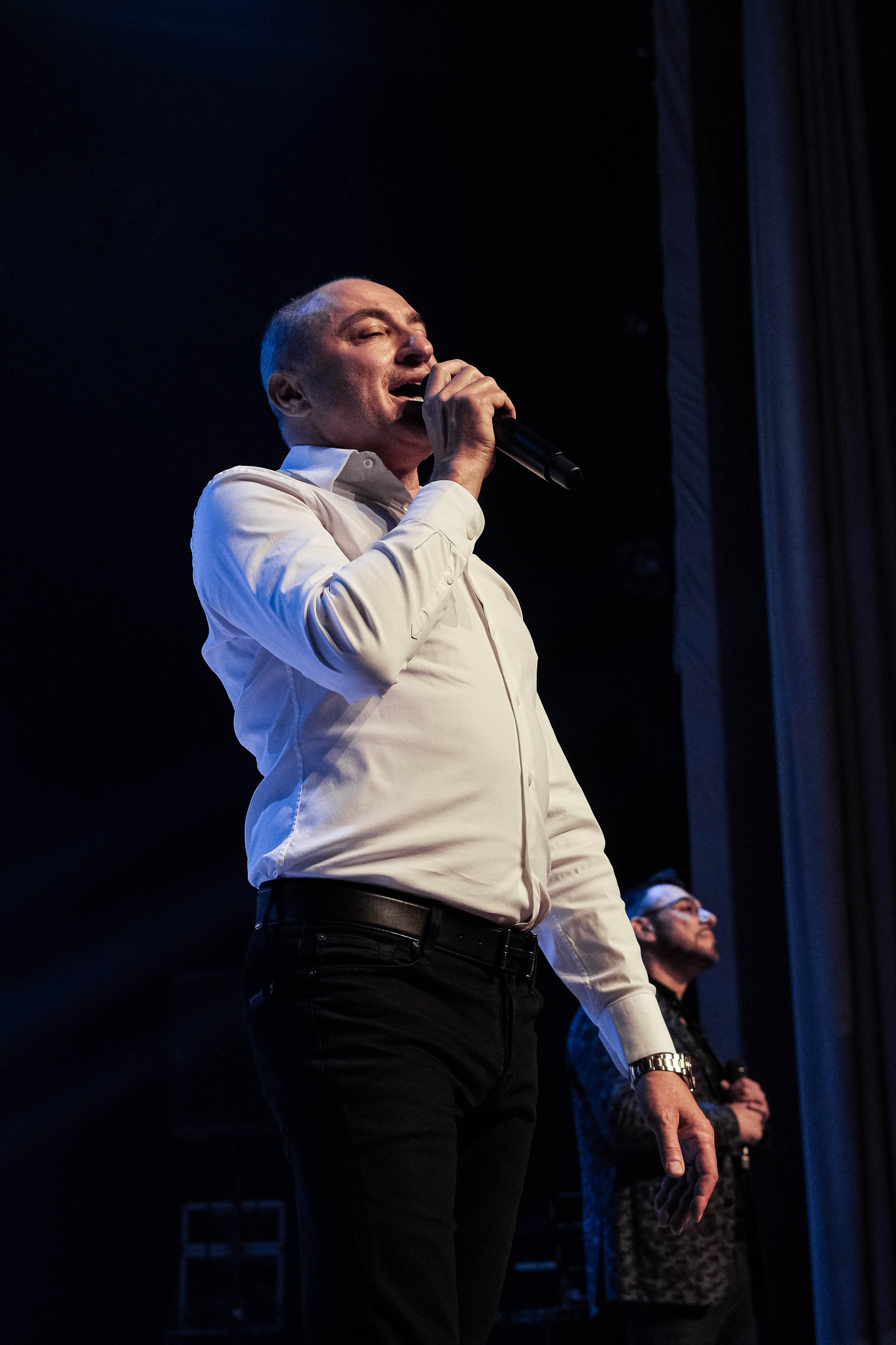 Концерт. Фотограф и видеограф в Тюмени Анна Жагорина, ваши фото еще не отдавали так быстро!