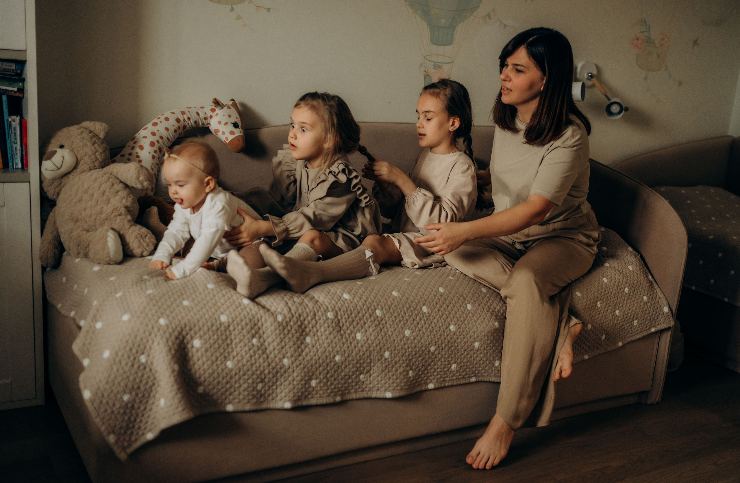 Годик младшей сестрёнке. Семейный фотограф в Домодедово и Москве Елена Пичугина