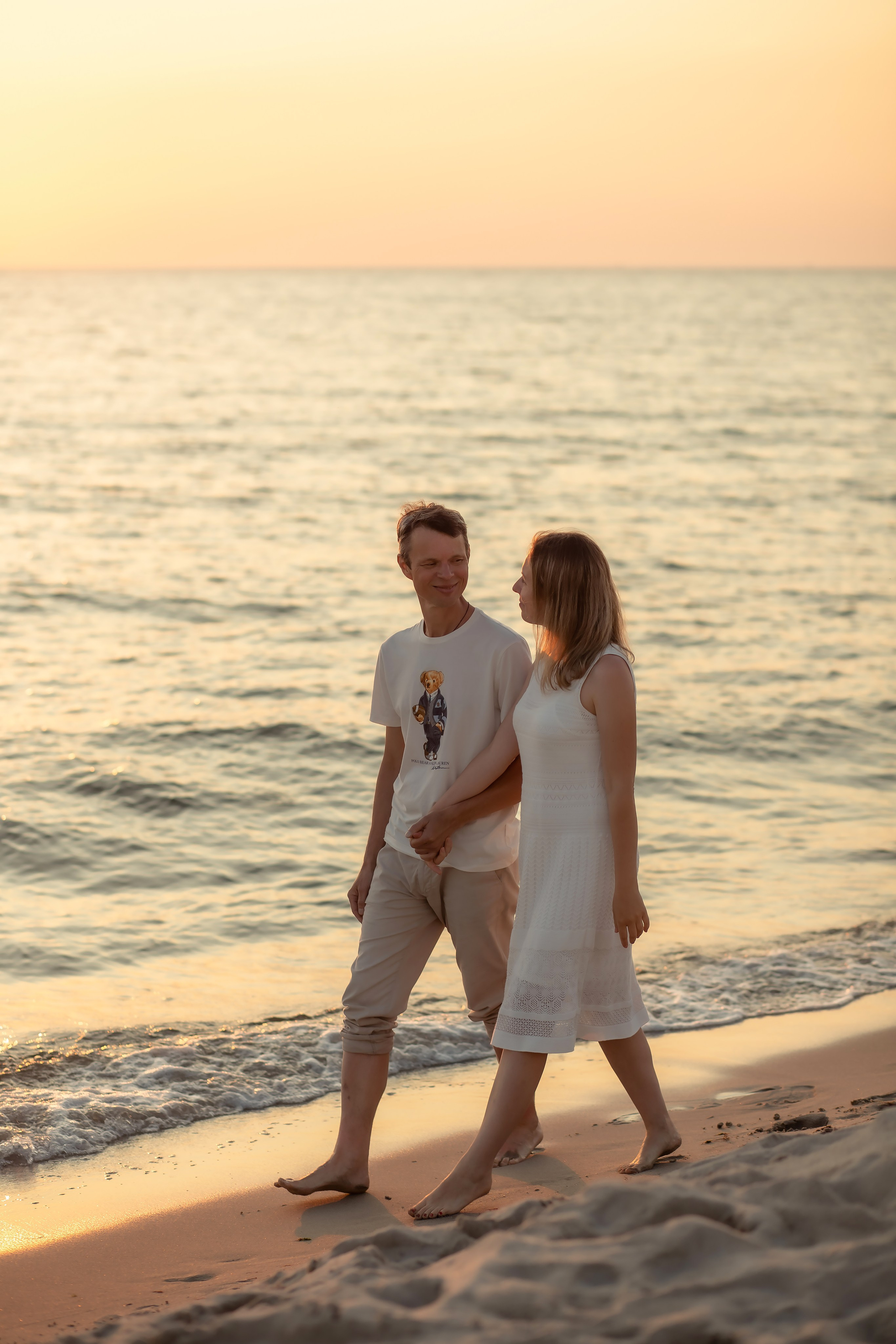 Екатерина и Антон. На закате. Фотограф в Калининграде Решетникова Алина