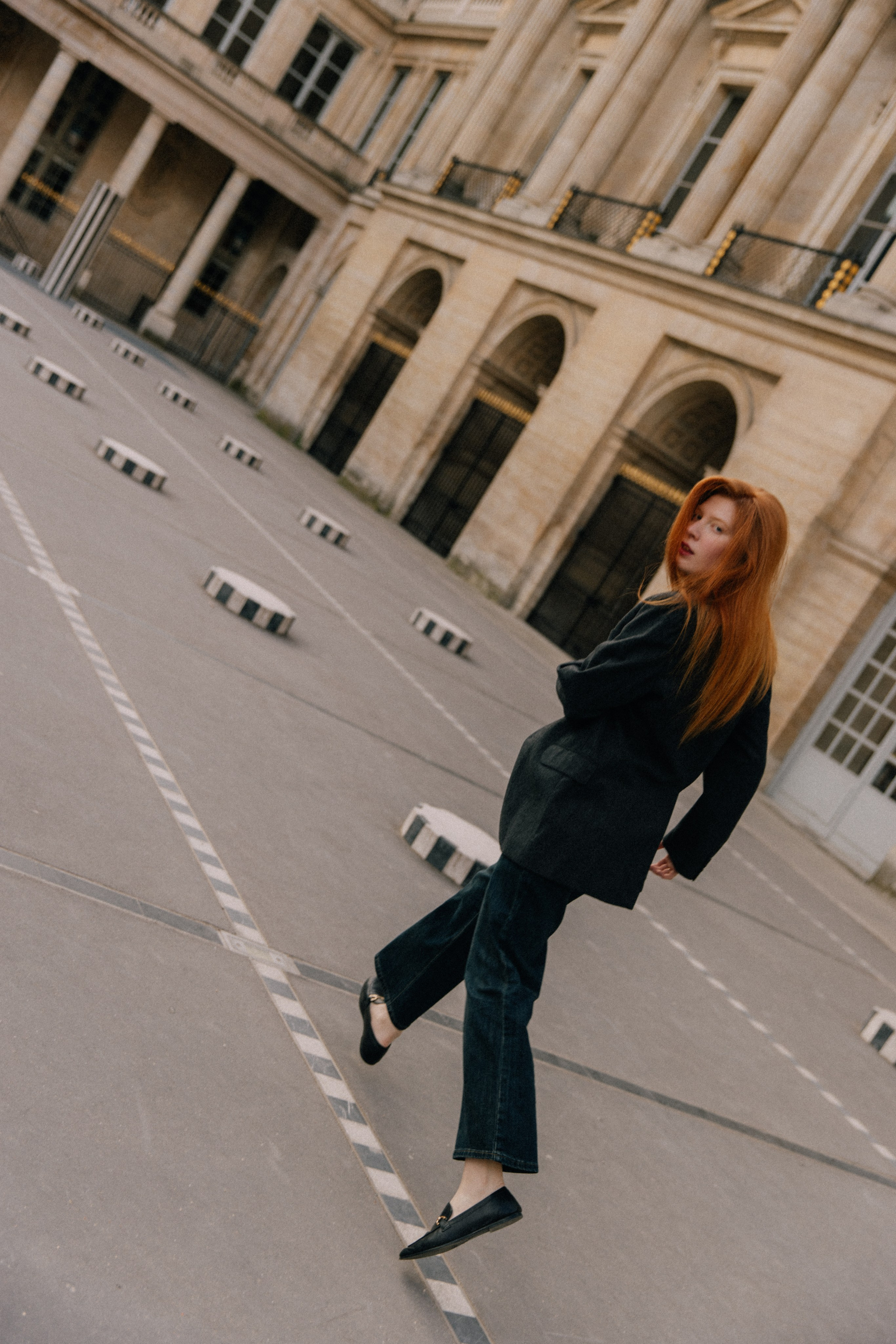 Autumn light. Photographer in Paris