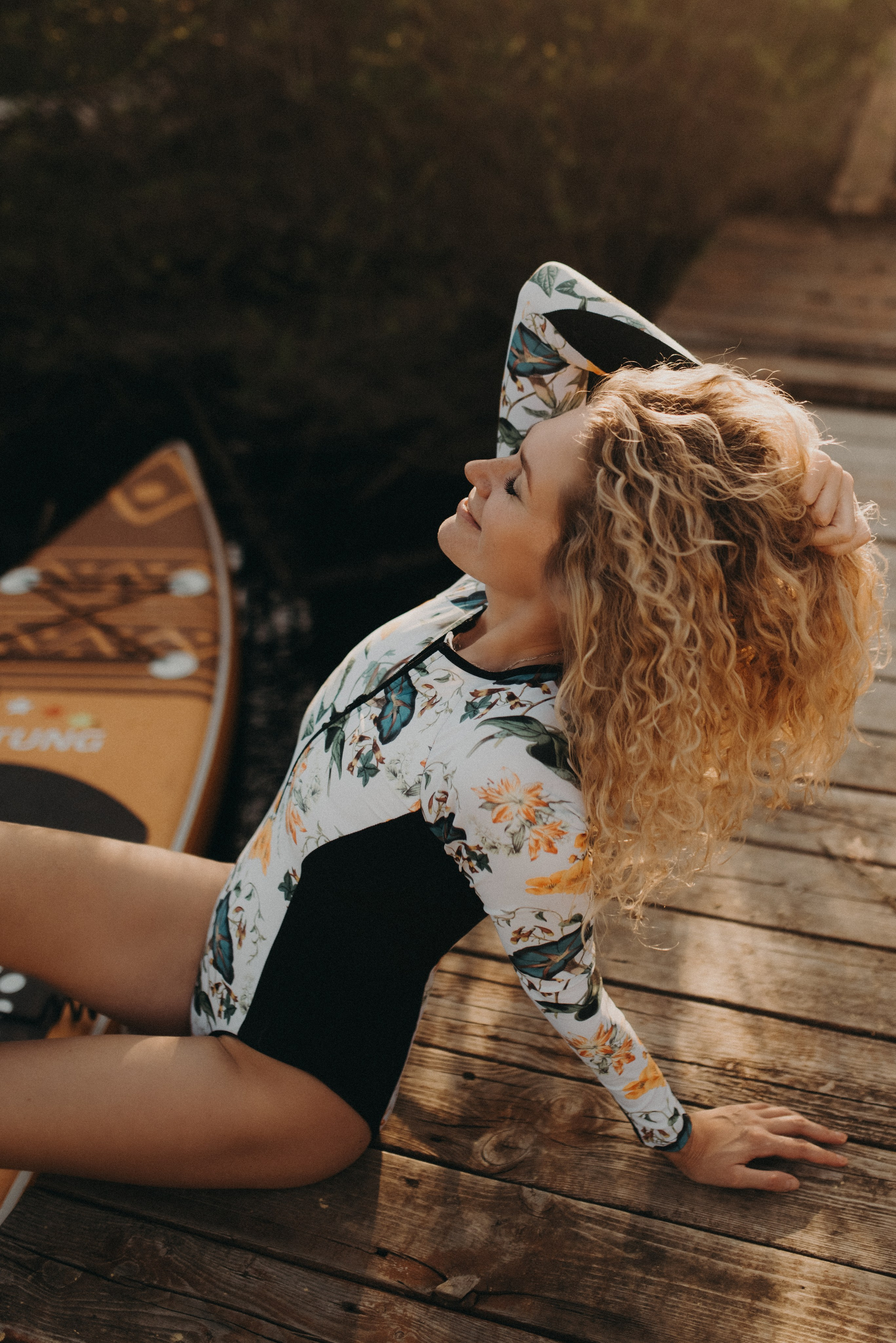 Шалаш среди леса. Главная