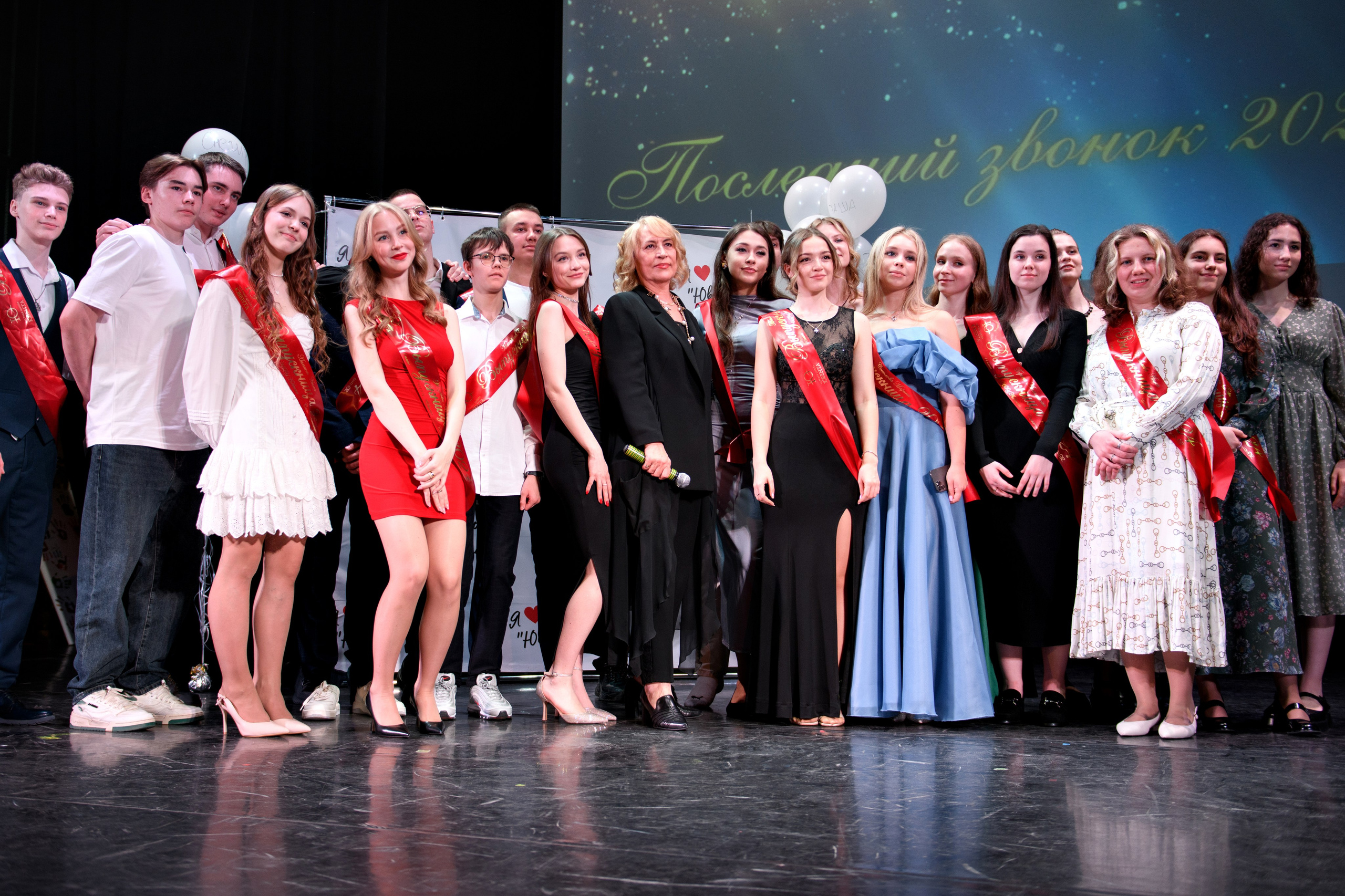 Фотосъёмка торжественного вечера выпускников. Организация и проведение фотосъемок в Санкт-Петербурге. Фотограф Смирягин Илья