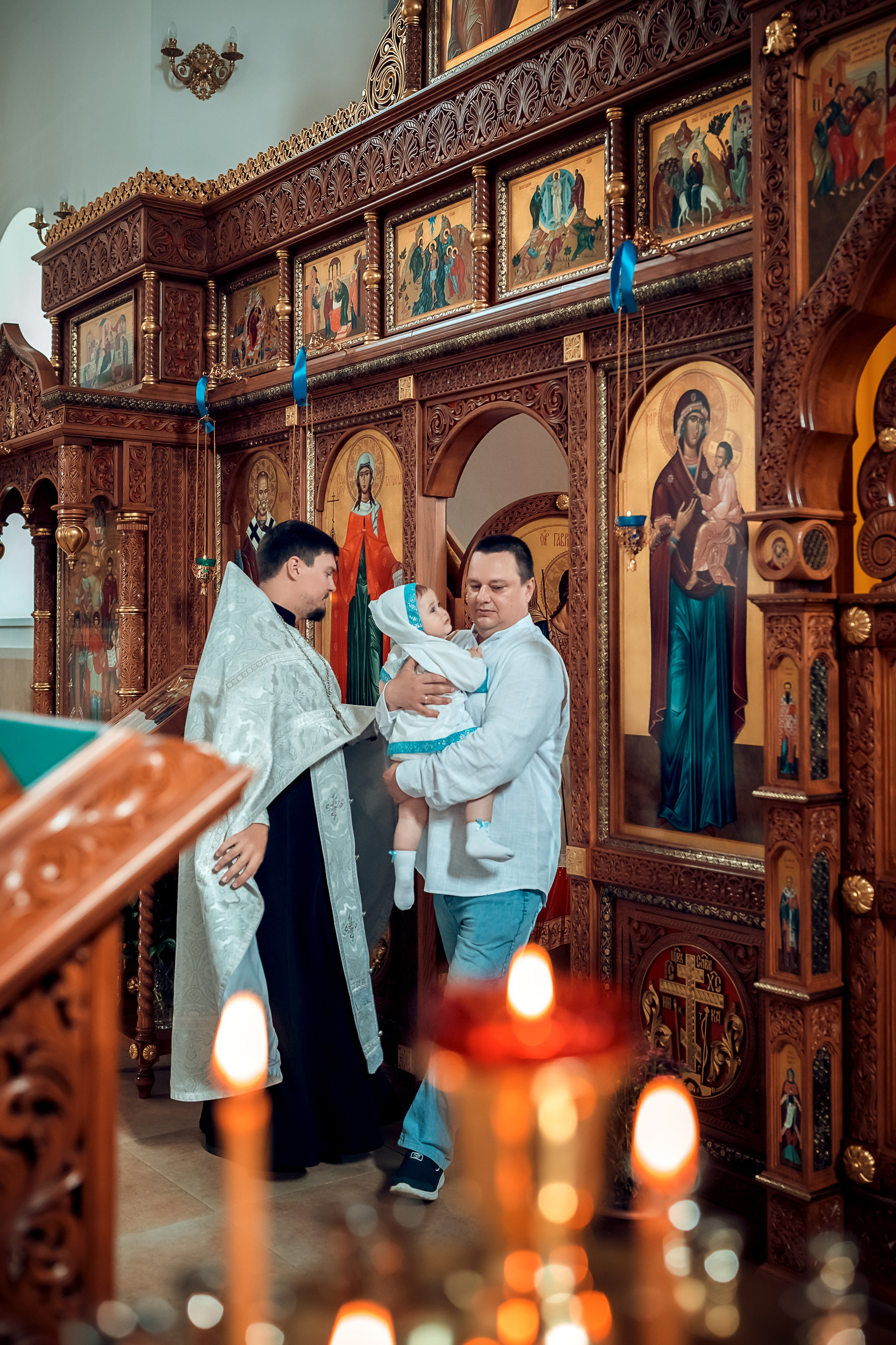 Съемки в храме. Семейный и церковный фотограф в Нефтеюганске