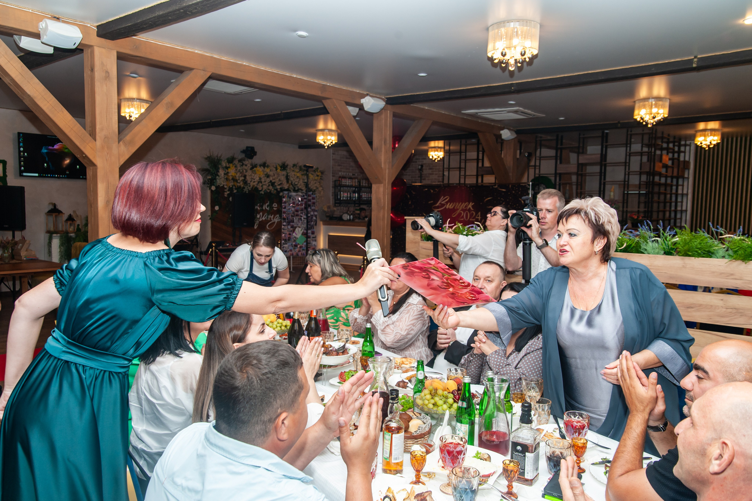 Выпускной МАОУ СОШ № 17 им. Эдуарда Есаяна. Свадебный и семейный фотограф Денис Лукьянов в Краснодаре, Краснодарском крае и Республике Крым