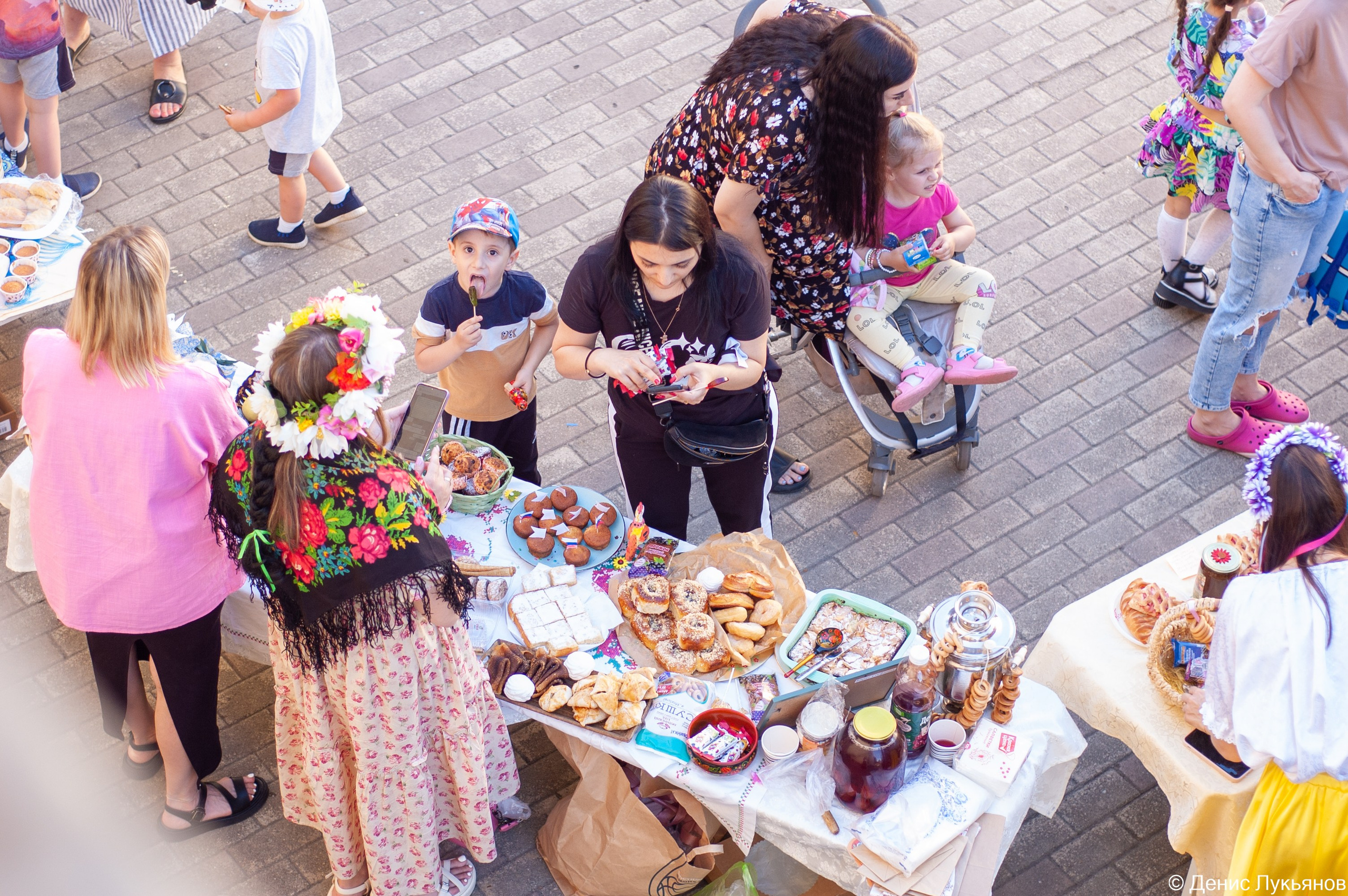 Ярмарка. Свадебный и семейный фотограф Денис Лукьянов в Краснодаре, Краснодарском крае и Республике Крым
