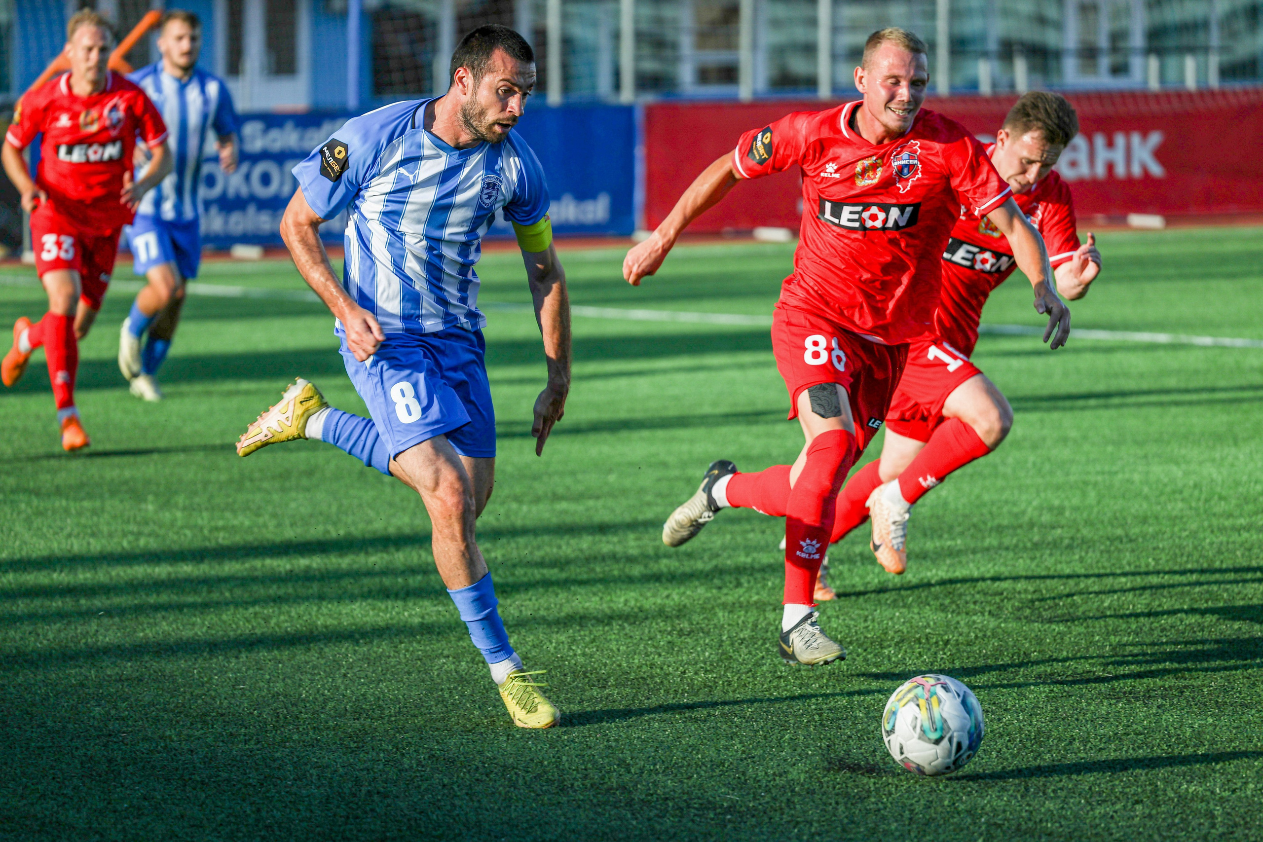 Фото футбольных матчей Первая лига ФНЛ. Фотограф Дмитрий Алексеев