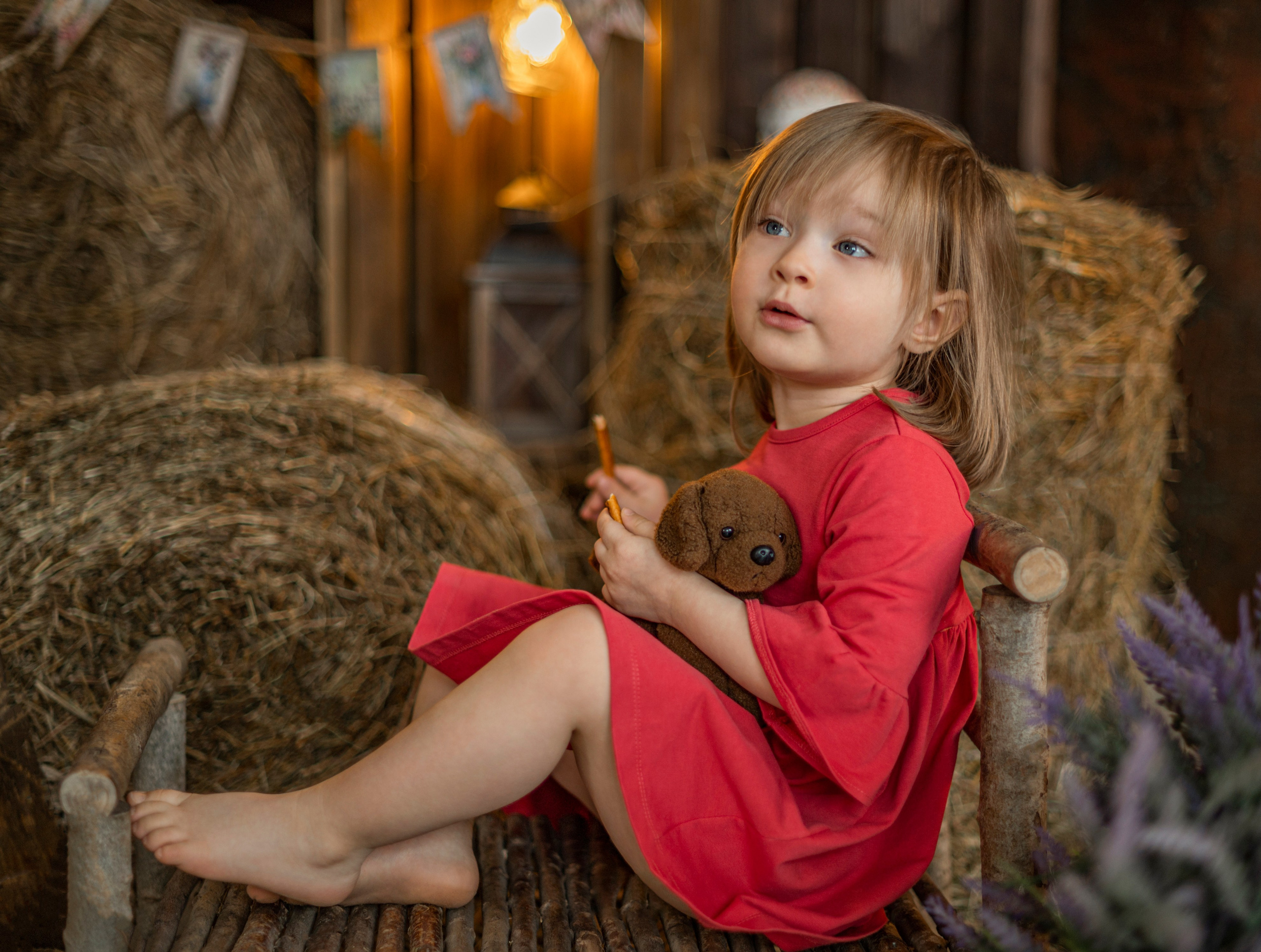 Фотосессия на 2 годика Настеньки (2021 г.). Детский и семейный фотограф г. Москва Оксана Катаджи