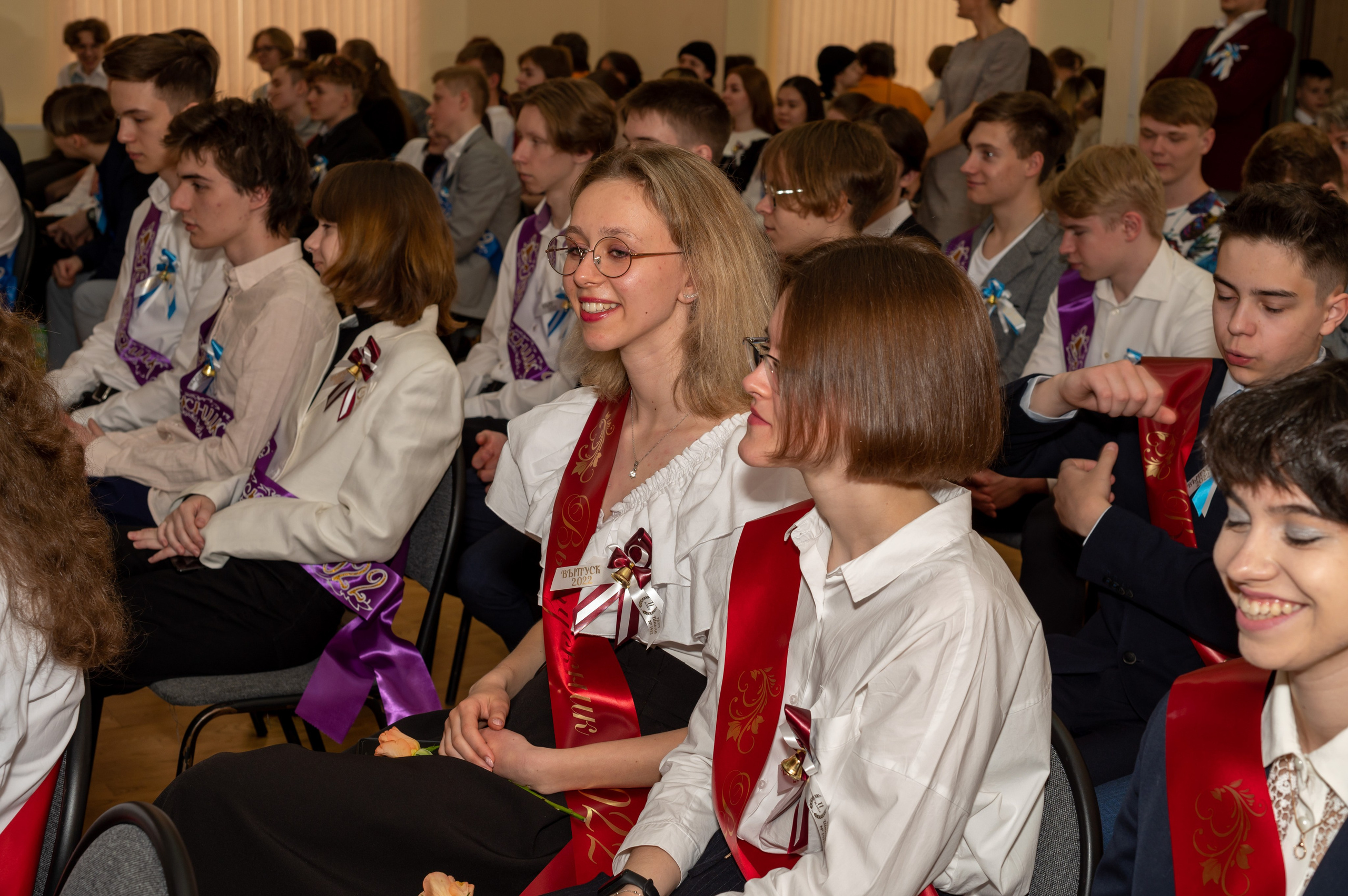 Последний звонок Школа 1412. Детский и семейный фотограф г. Москва Оксана Катаджи