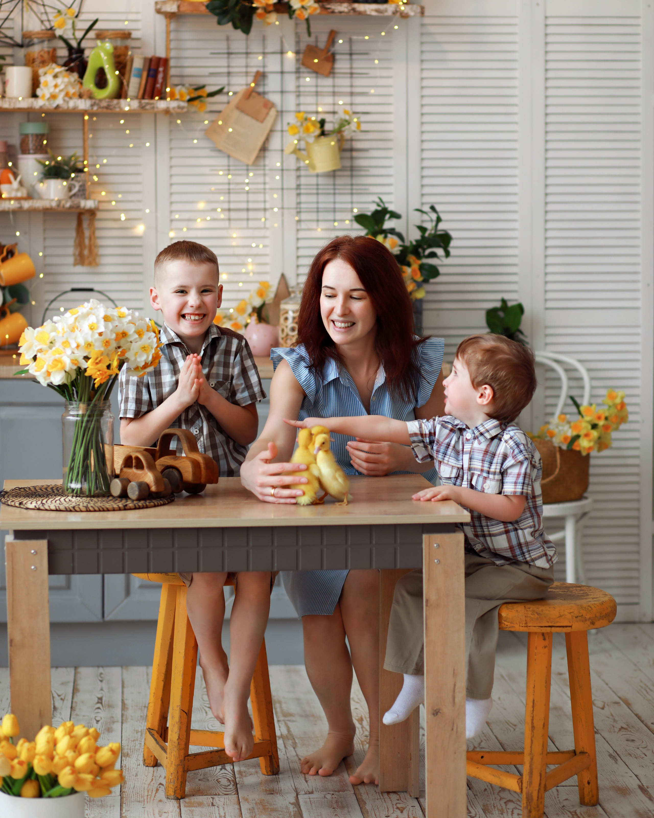 Семейная фотосессия с утятами. Детский и семейный фотограф г. Москва Оксана Катаджи