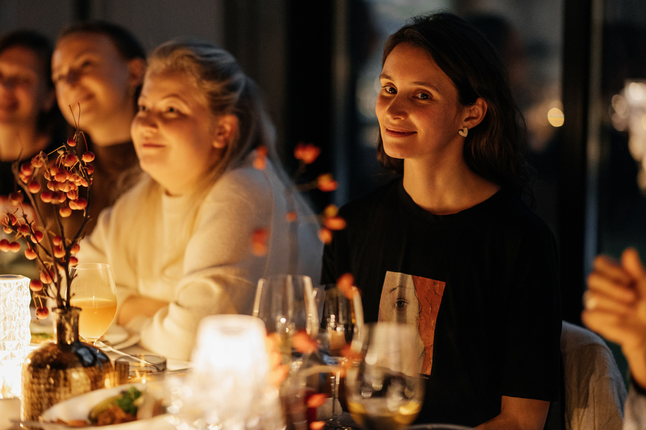 Невероятно атмосферный семейный ужин. Wedding photographer in Moscow and around the world Andrey Medvednikov