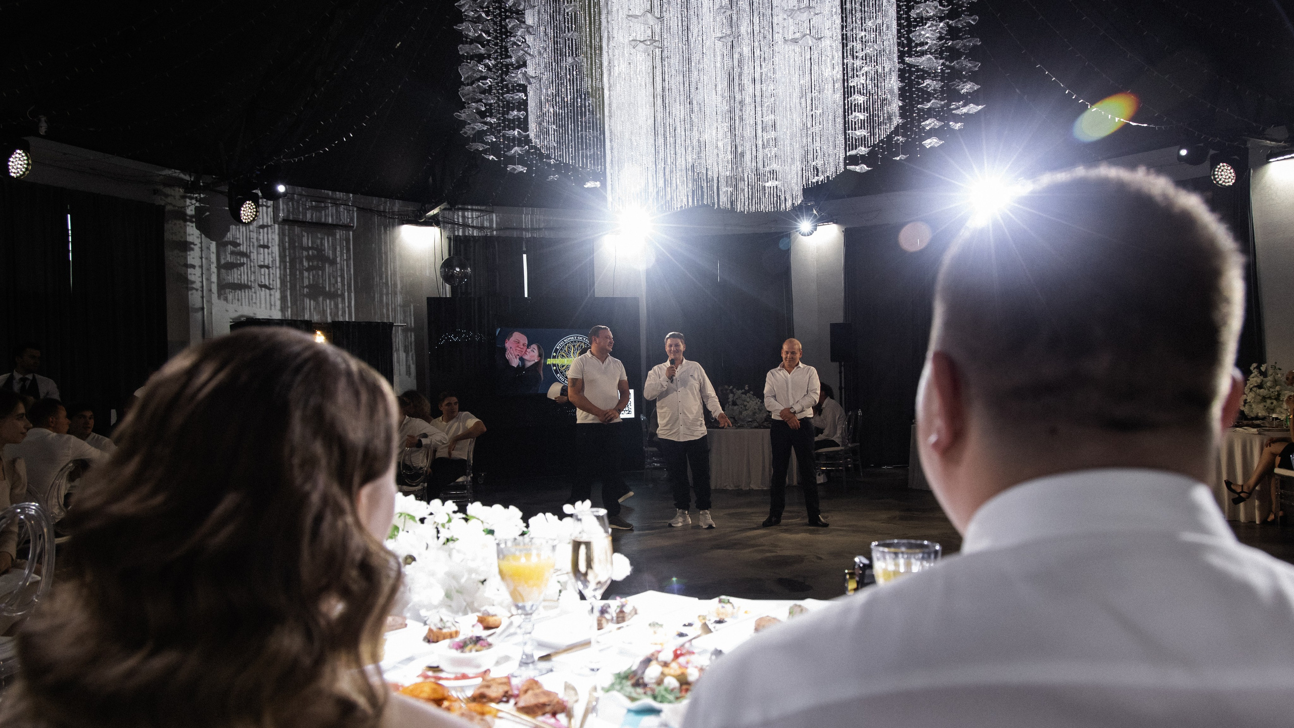 Данил и Любовь, мои фото с этого праздника. я был гость). Свадебный и семейный фотограф в г. Волхов Алексей Кочерыжкин