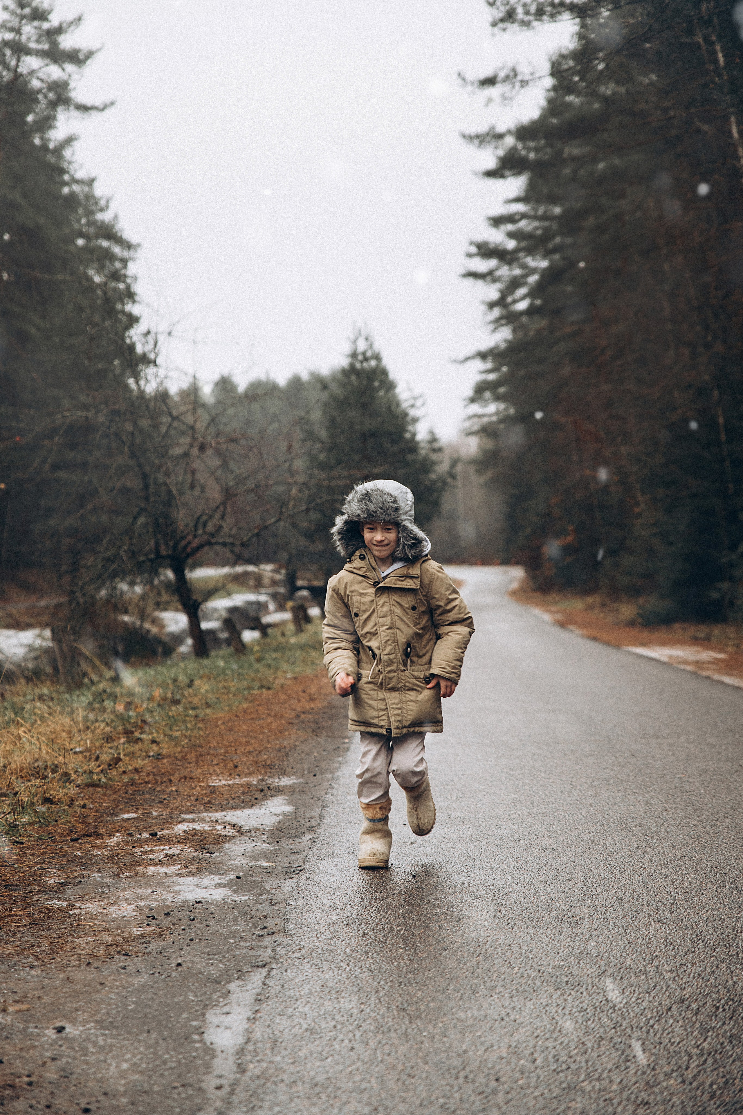Елка в лесу. Репортажный и детский фотограф в Минске