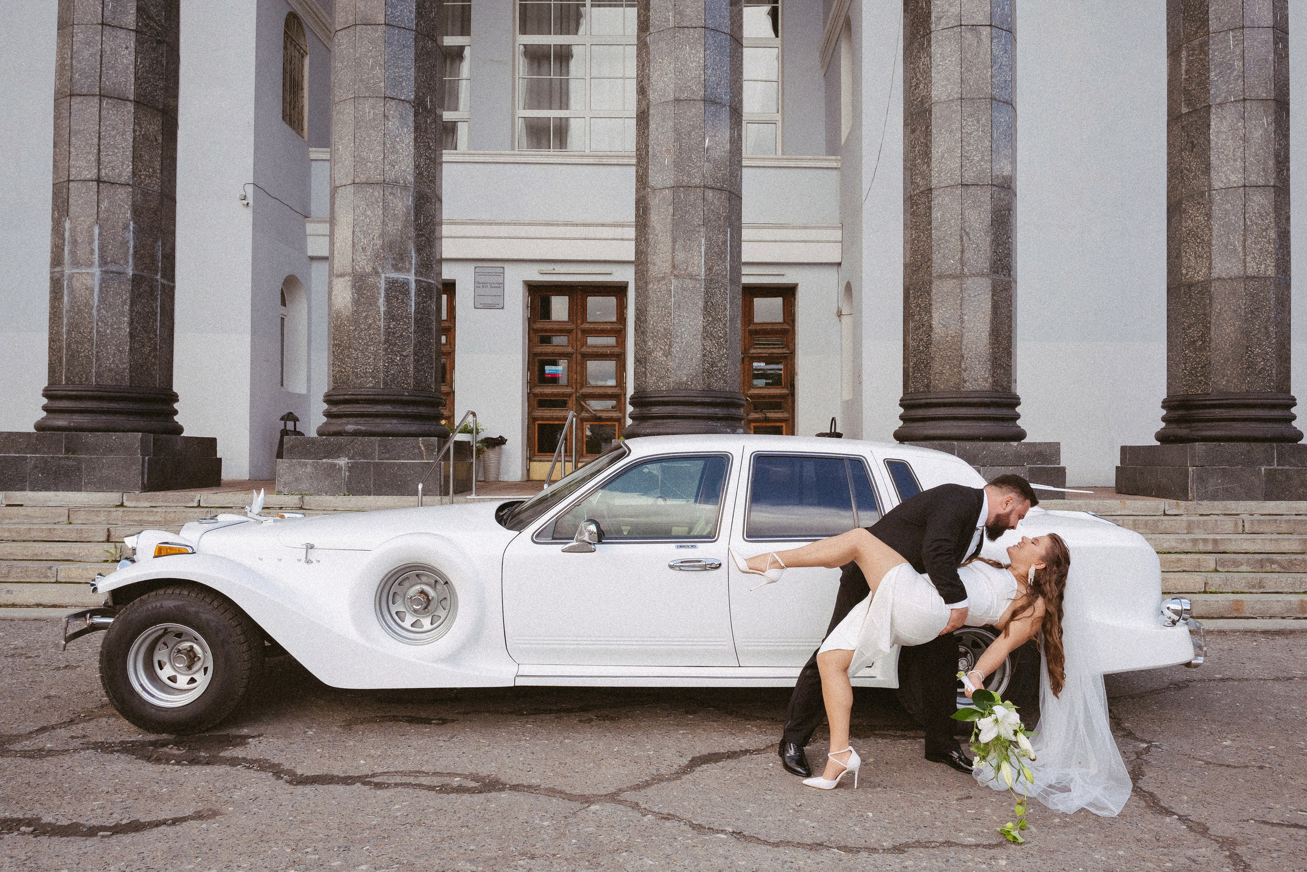 В&B Прогулка + ЗАГС. Свадебный, репортажный, семейный фотограф Елена Брюхова