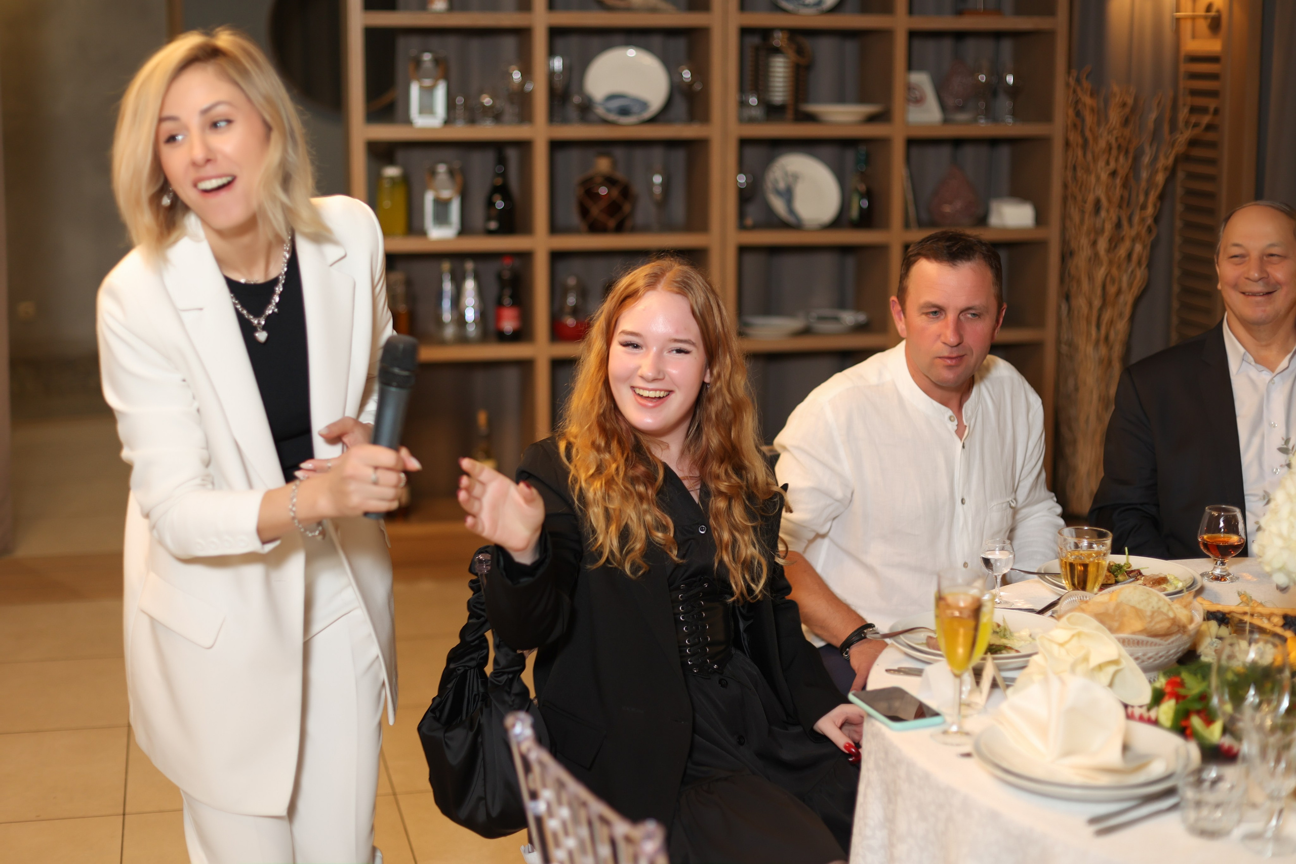 Свадьба Роман и Элина. Репортажный фотограф видеограф в Москве Ольга Плаксина